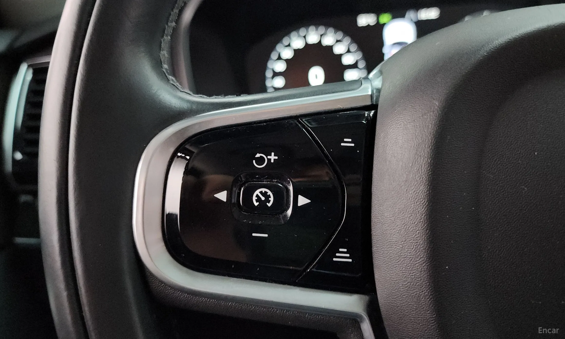 Volvo XC90 Gen 2 превью 17