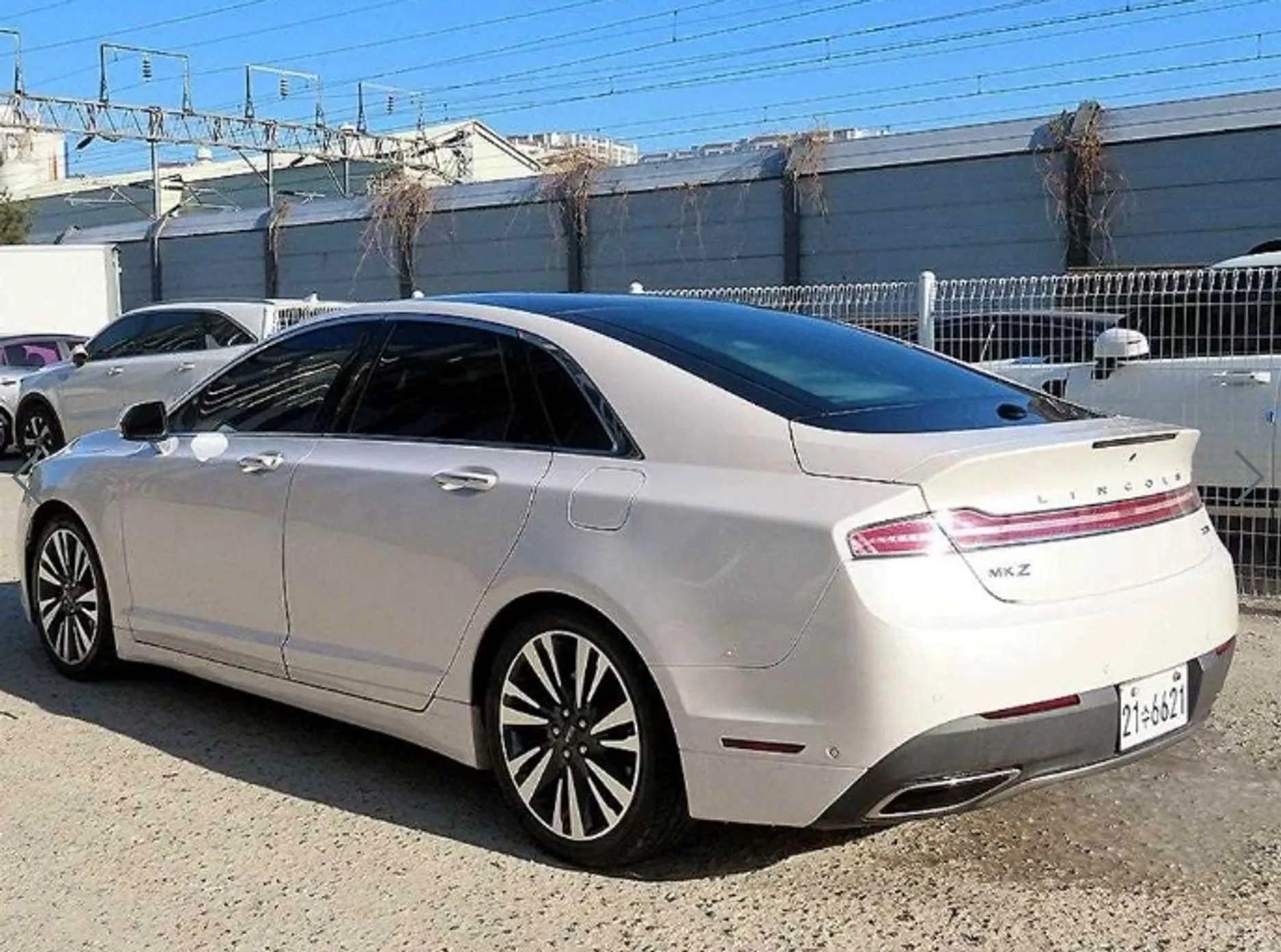 Lincoln New MKZ превью 3