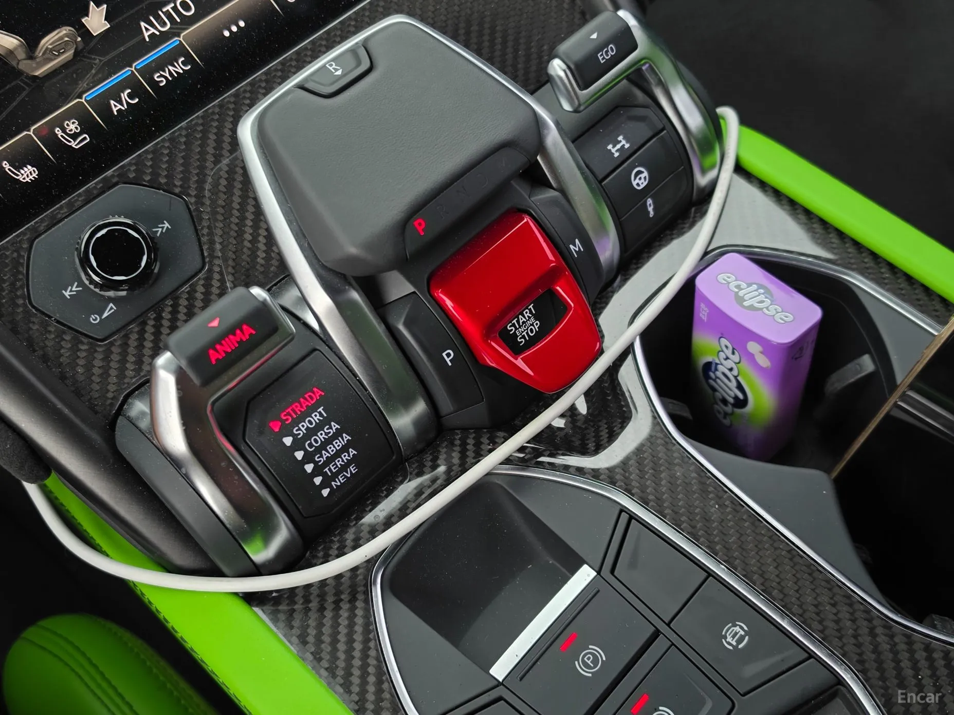 Lamborghini Urus превью 9