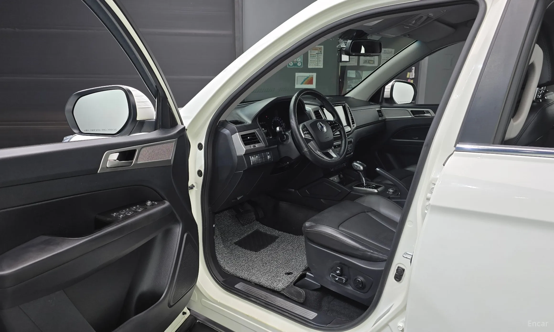 KG Mobility (SsangYong) Rexton Sports превью 10