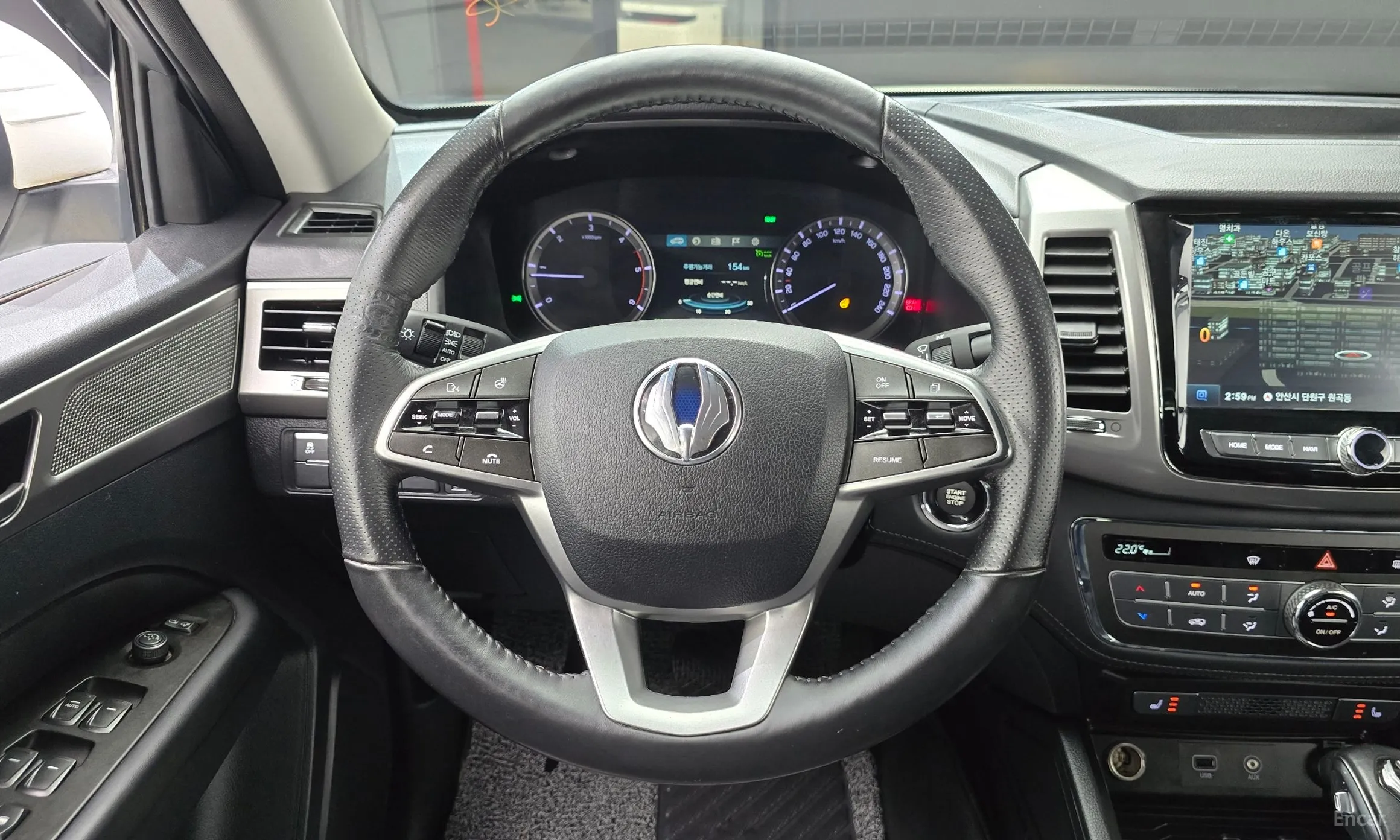 KG Mobility (SsangYong) Rexton Sports превью 12
