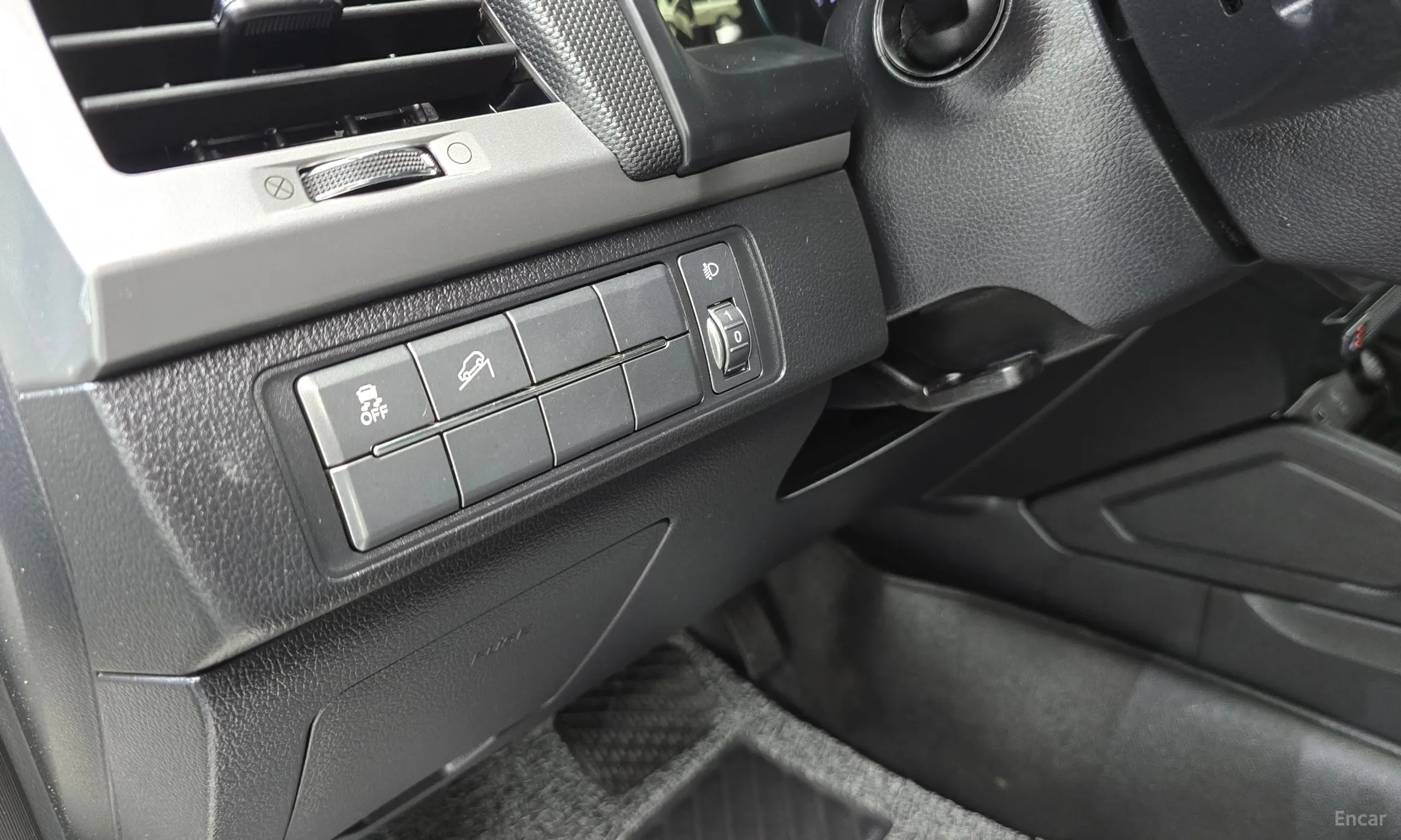 KG Mobility (SsangYong) Rexton Sports превью 15
