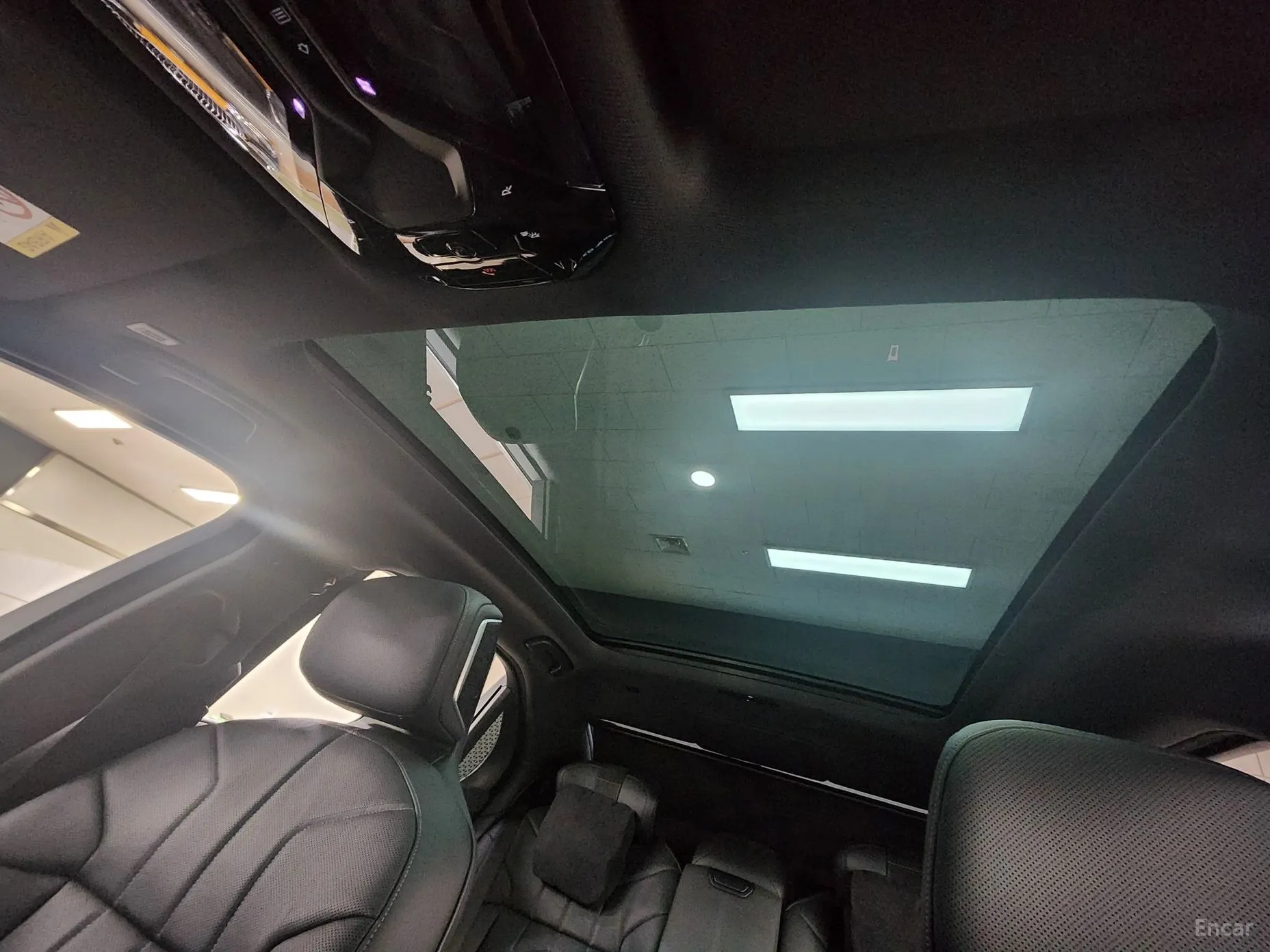 BMW 7 Series (G70) превью 15