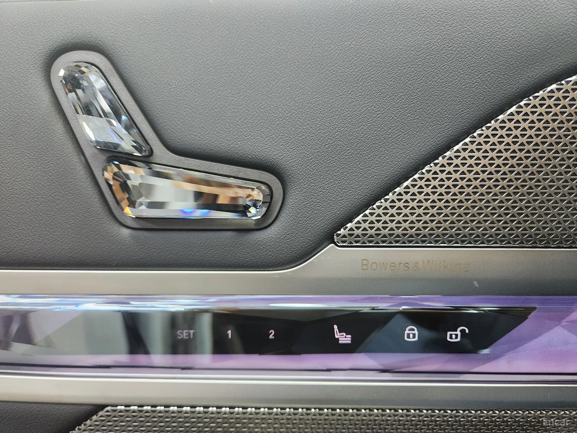BMW 7 Series (G70) превью 4