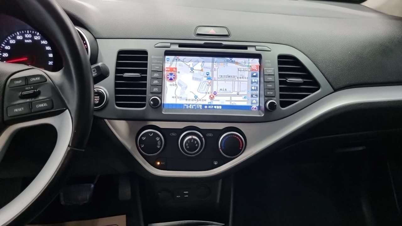 Kia Morning превью 13
