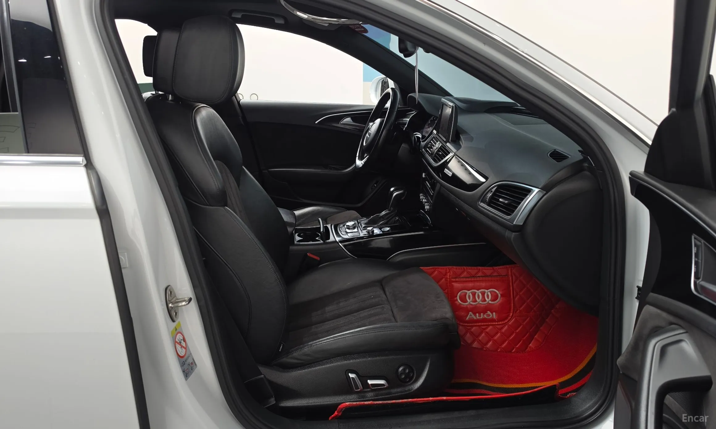 Audi New A6 превью 11