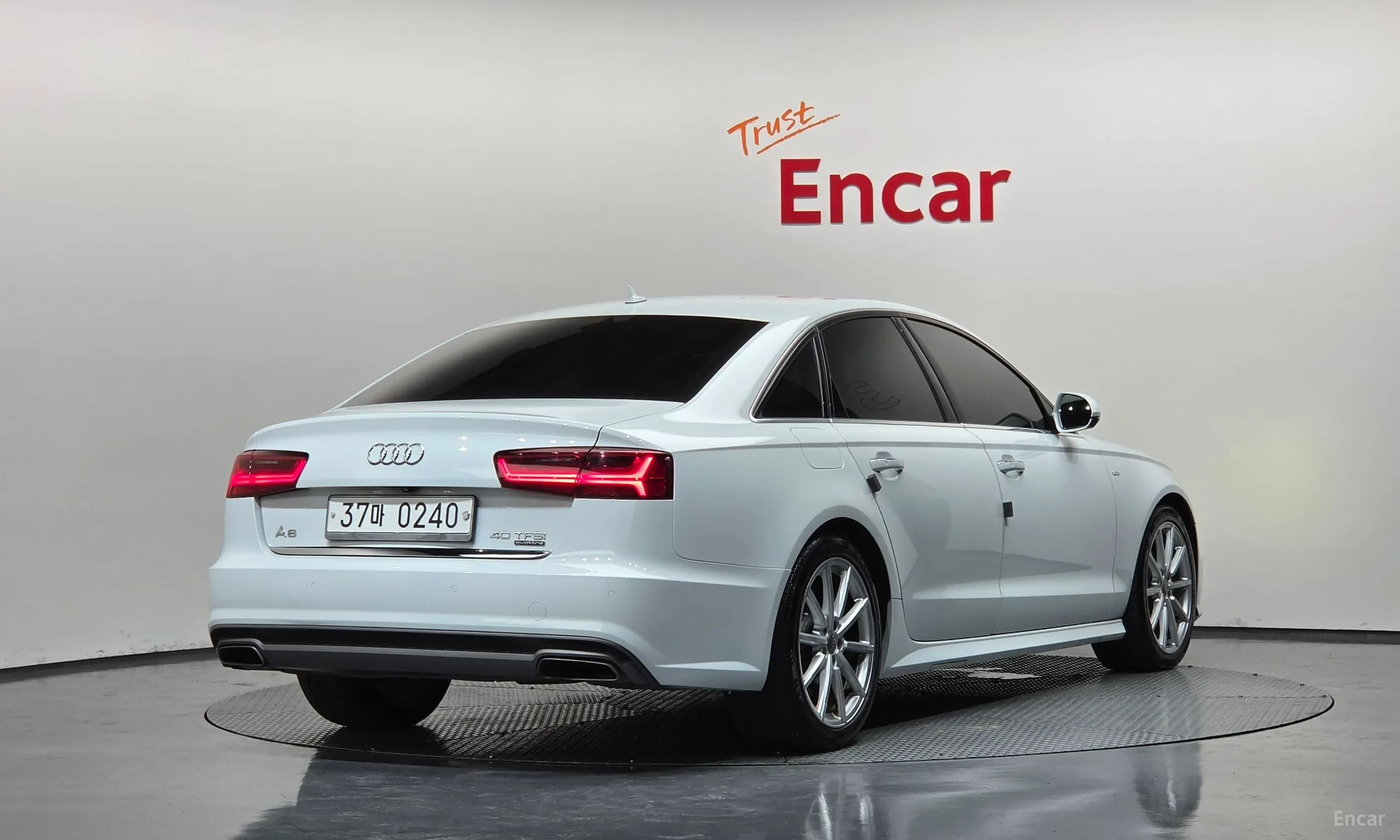 Audi New A6 превью 2