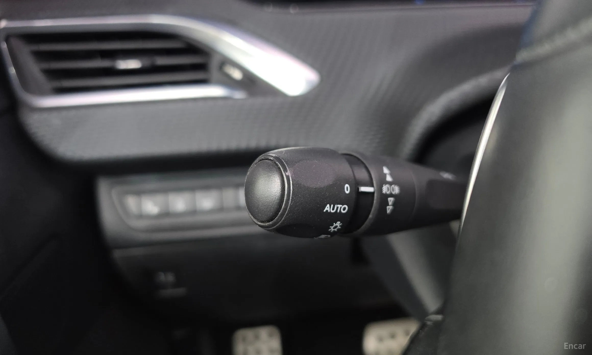Peugeot 2008. превью 17