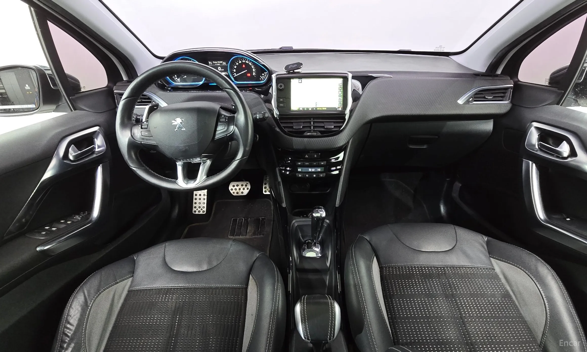 Peugeot 2008. превью 7