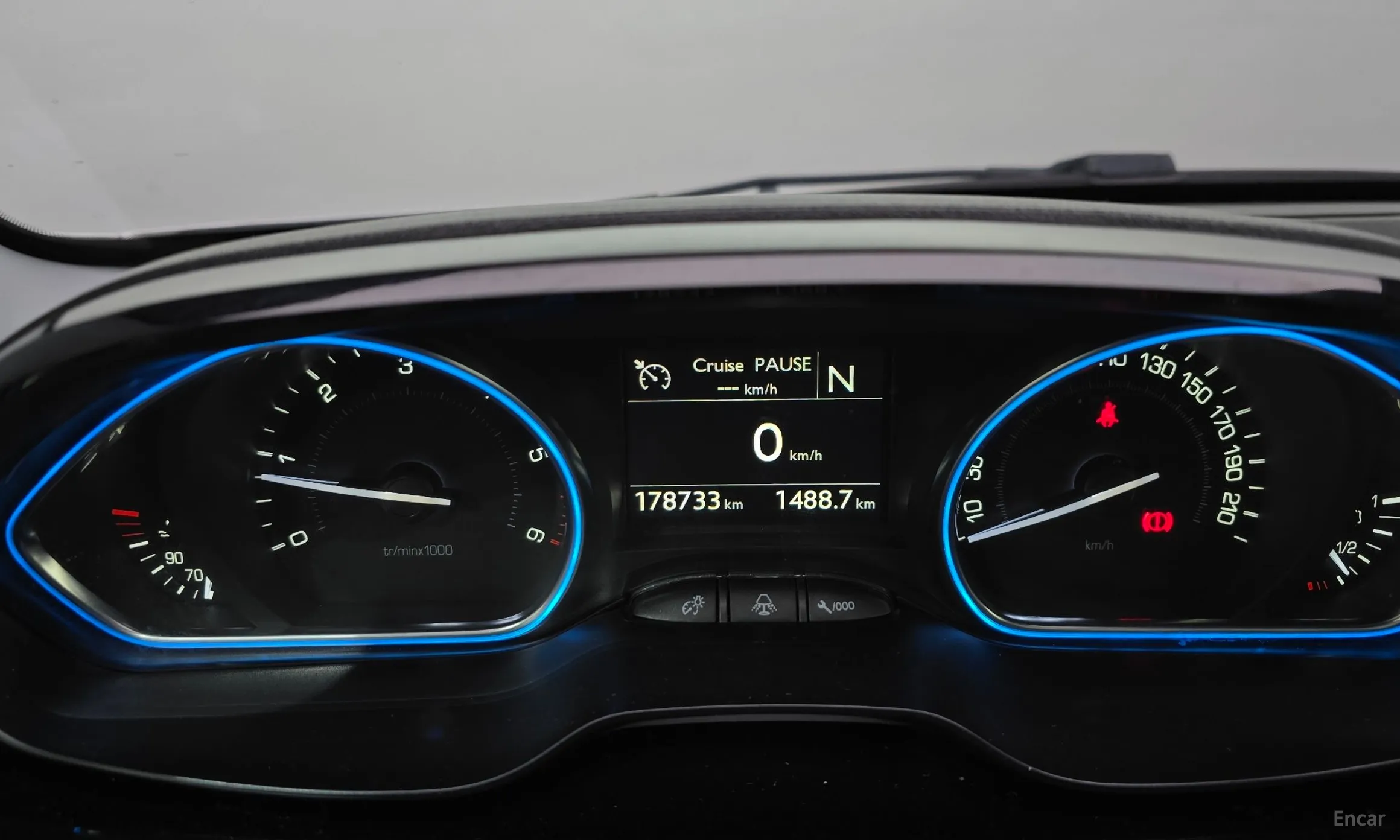 Peugeot 2008. превью 8