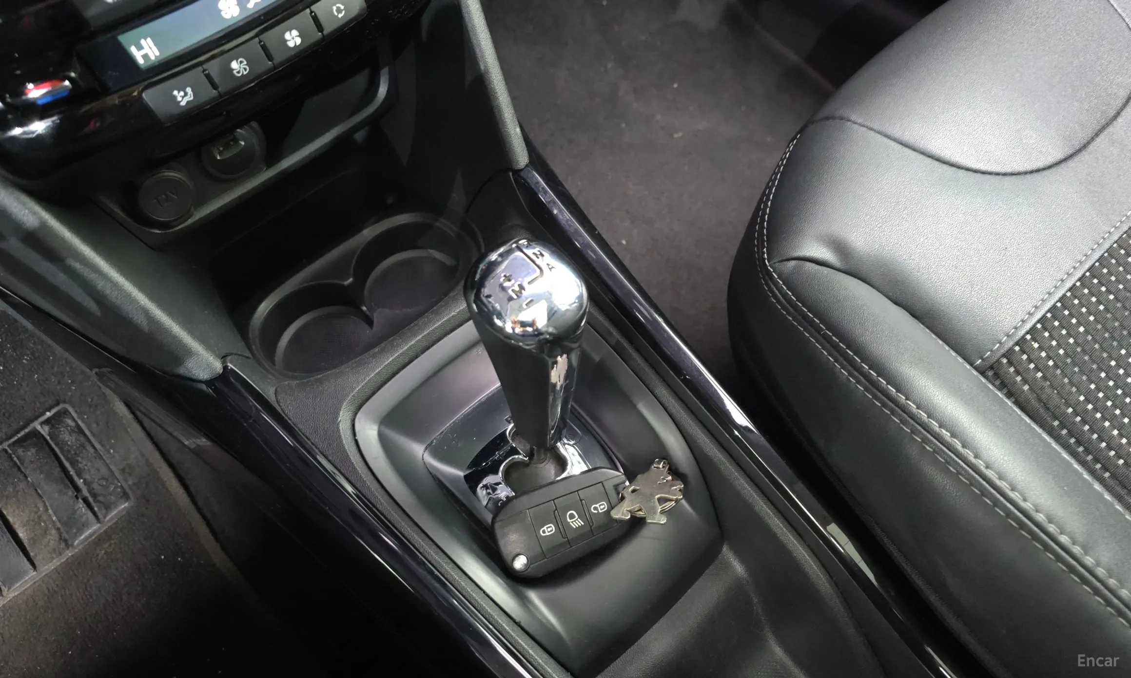 Peugeot 2008. превью 9