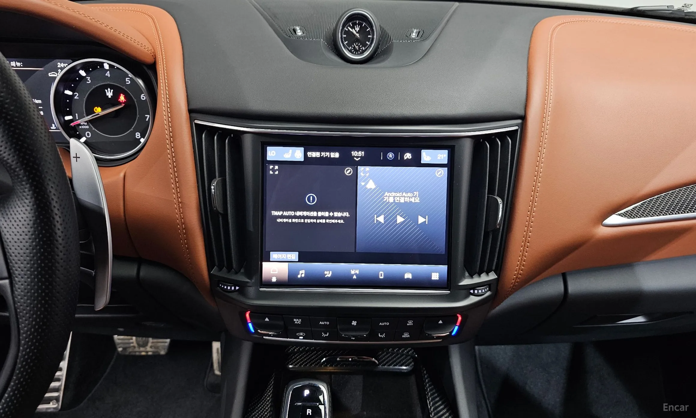 Maserati Levante превью 14