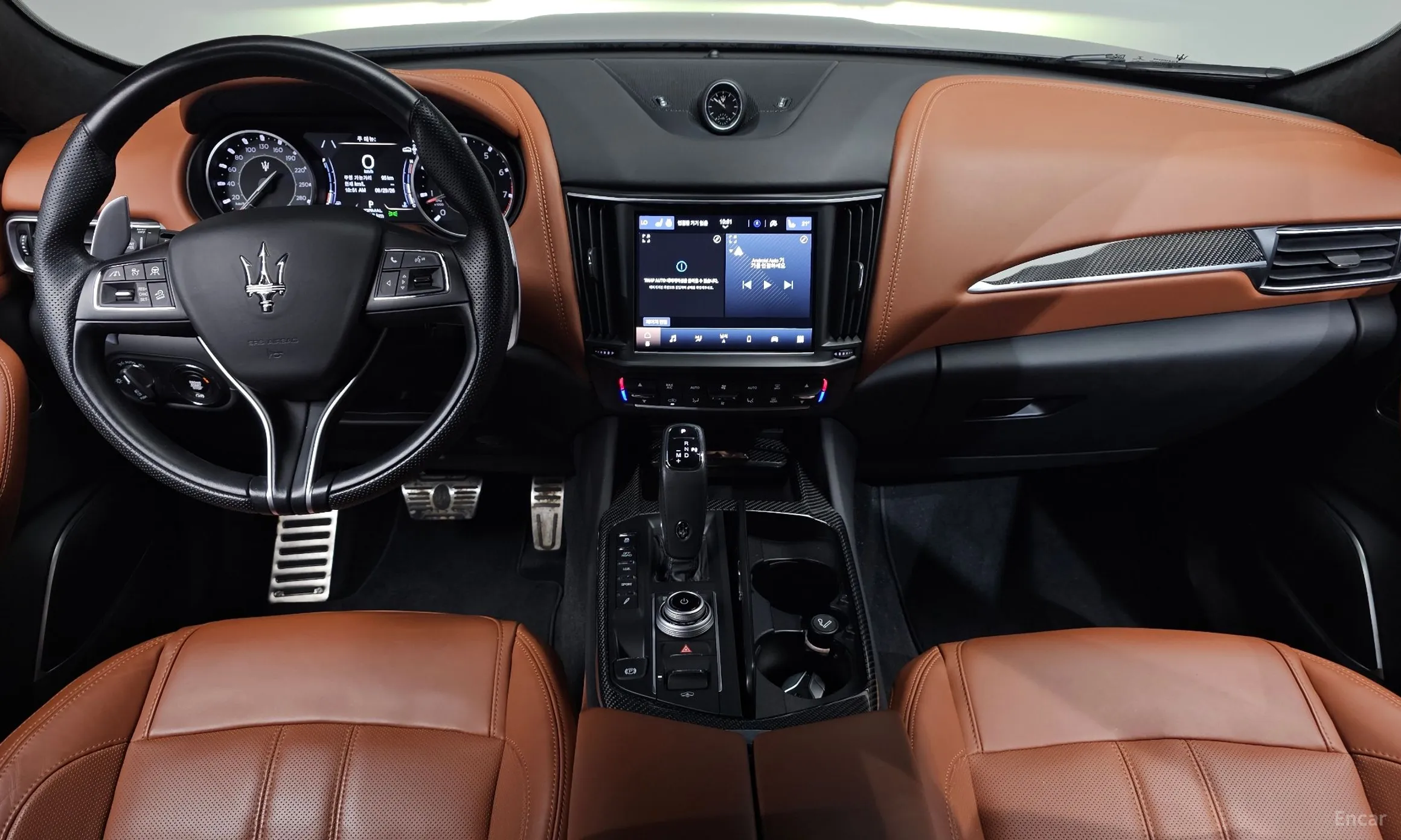 Maserati Levante превью 7