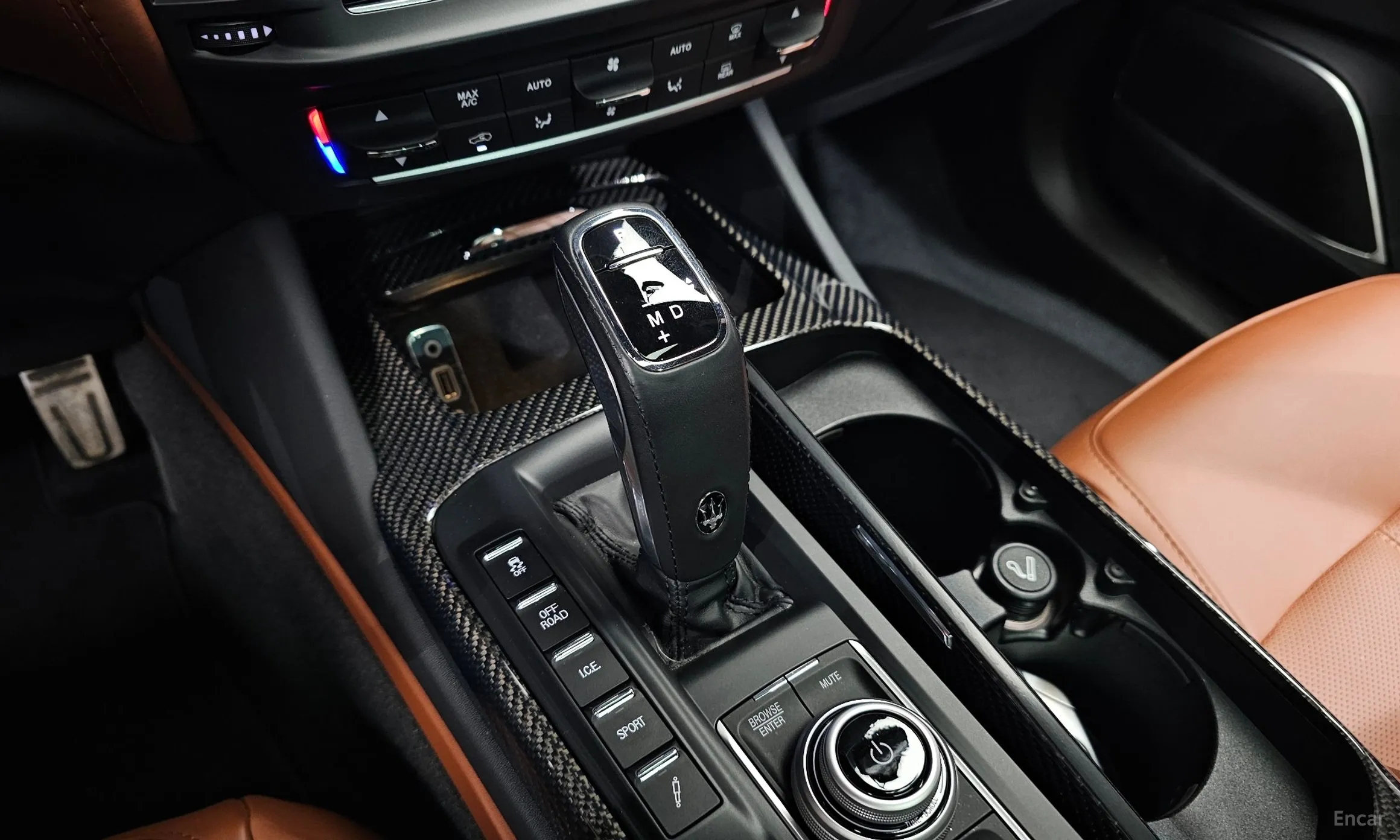 Maserati Levante превью 9