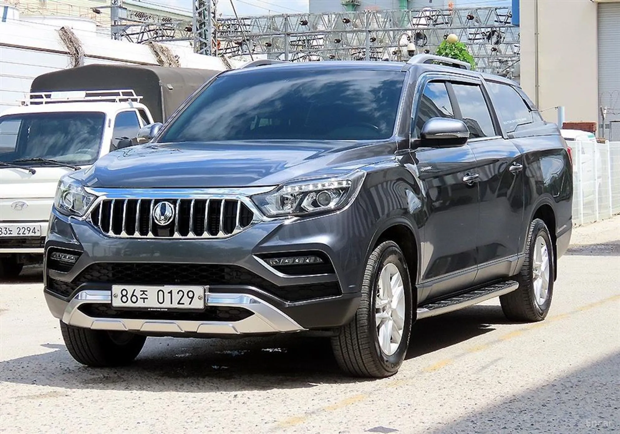 KG Mobility (SsangYong) Rexton Sports Khan