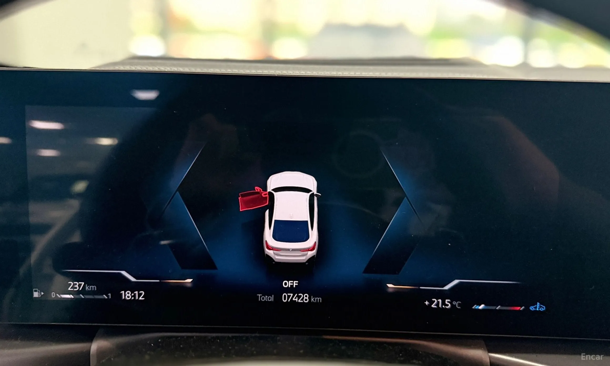 BMW Series 4 (G22) превью 8