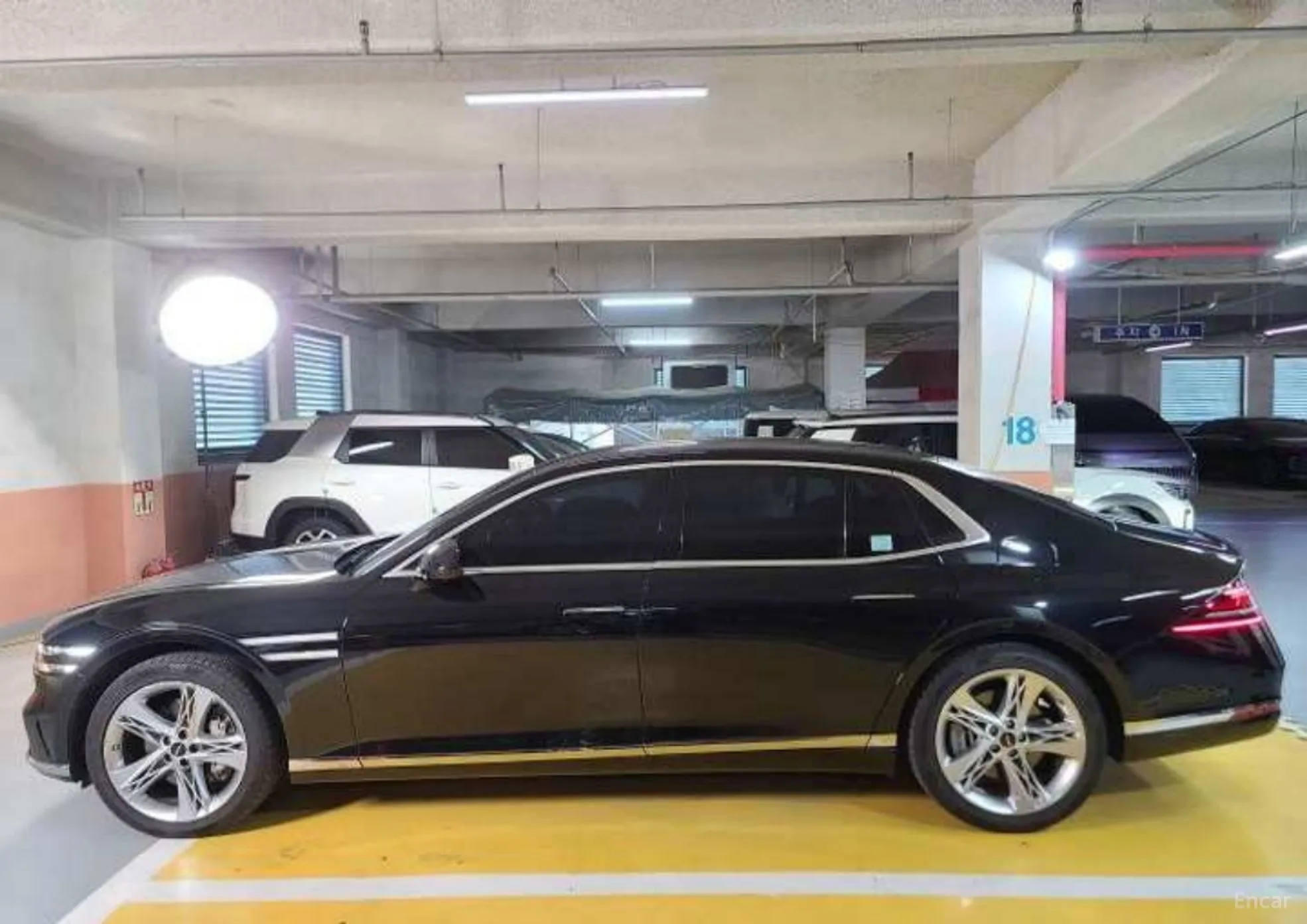Genesis G90 (RS4) превью 5