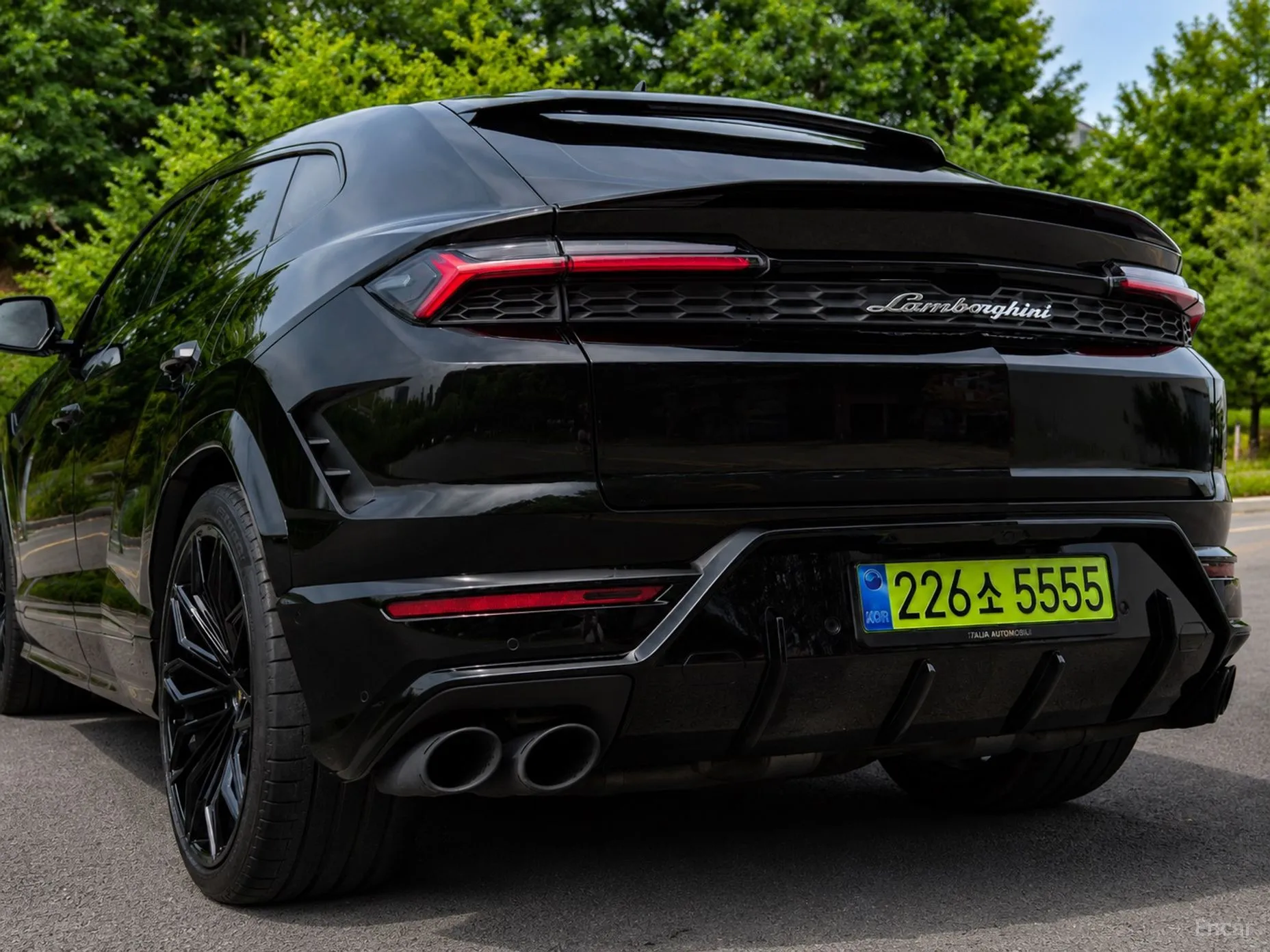 Lamborghini Urus превью 5