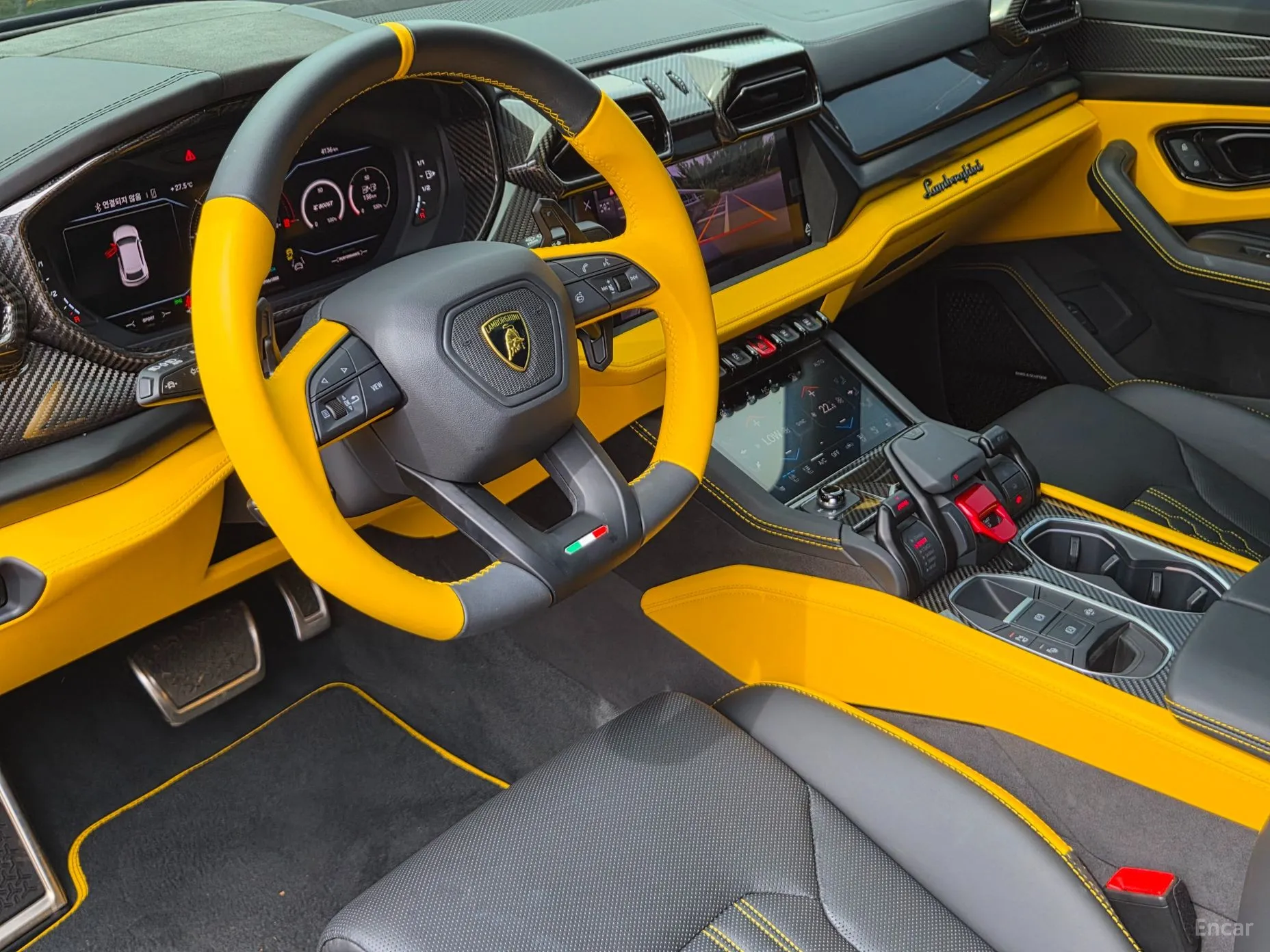 Lamborghini Urus превью 7