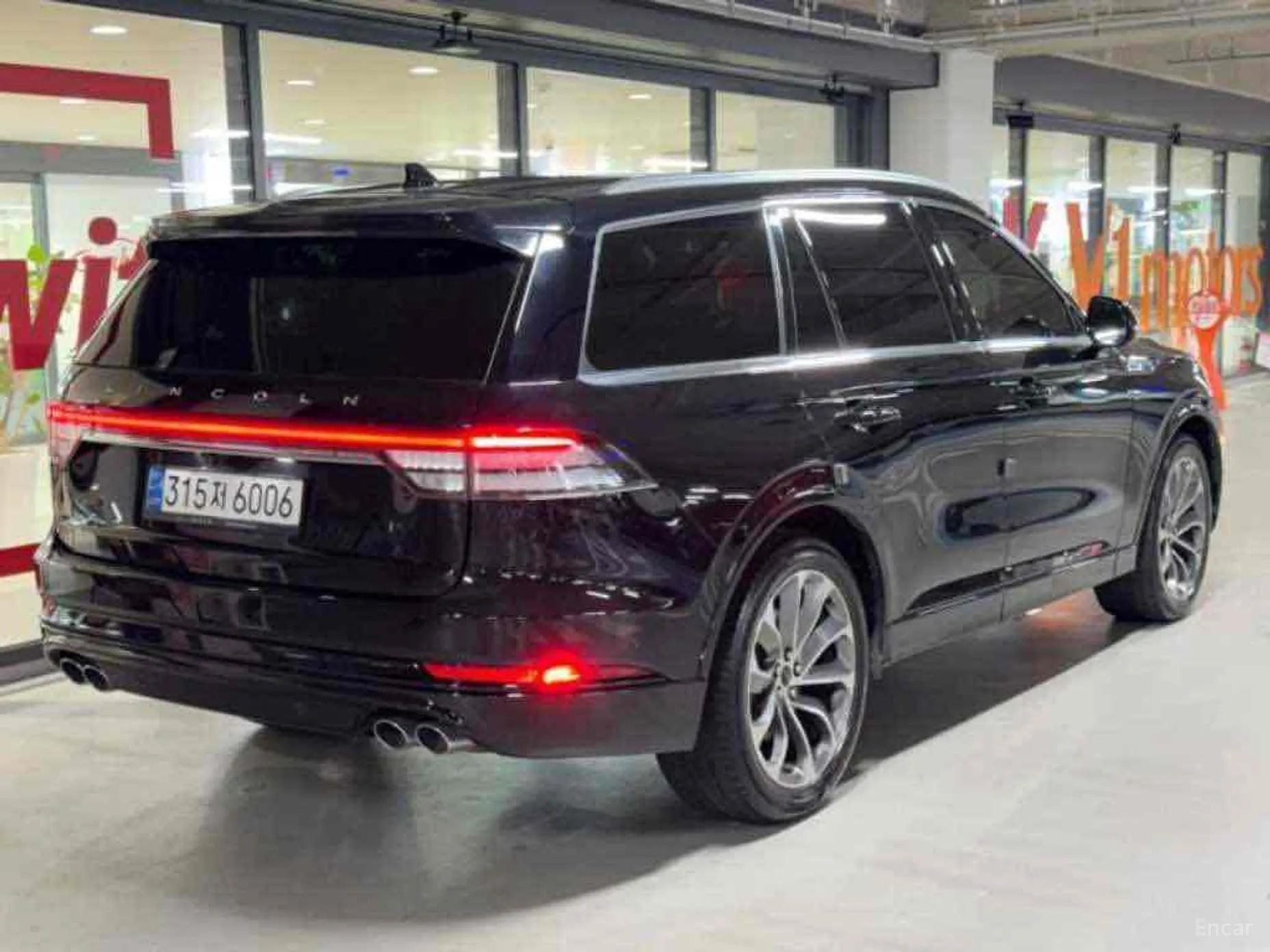 Lincoln Aviator 2nd Generation превью 4