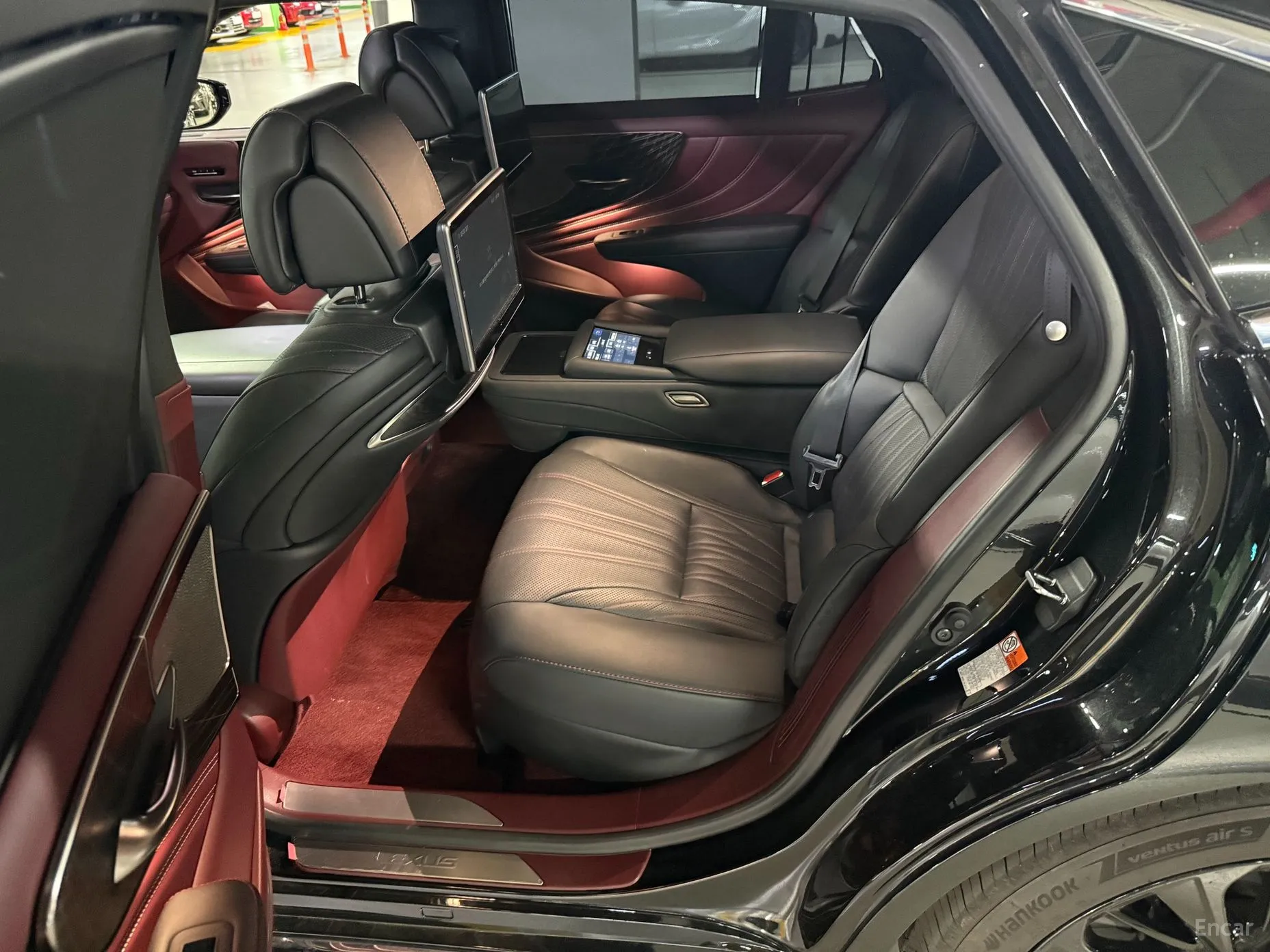 Lexus LS500h Gen 5 превью 20