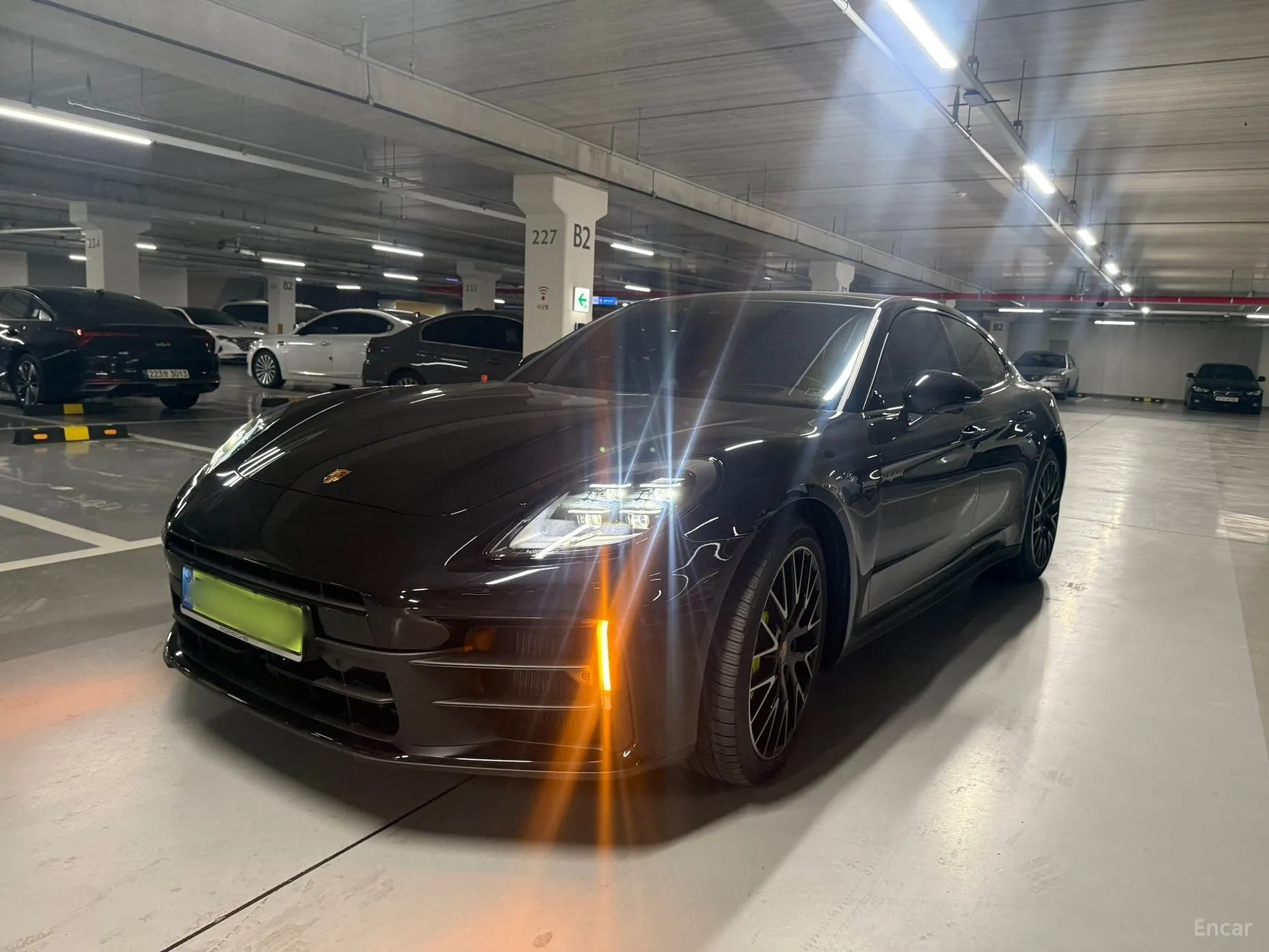 Porsche Panamera (976) превью 3