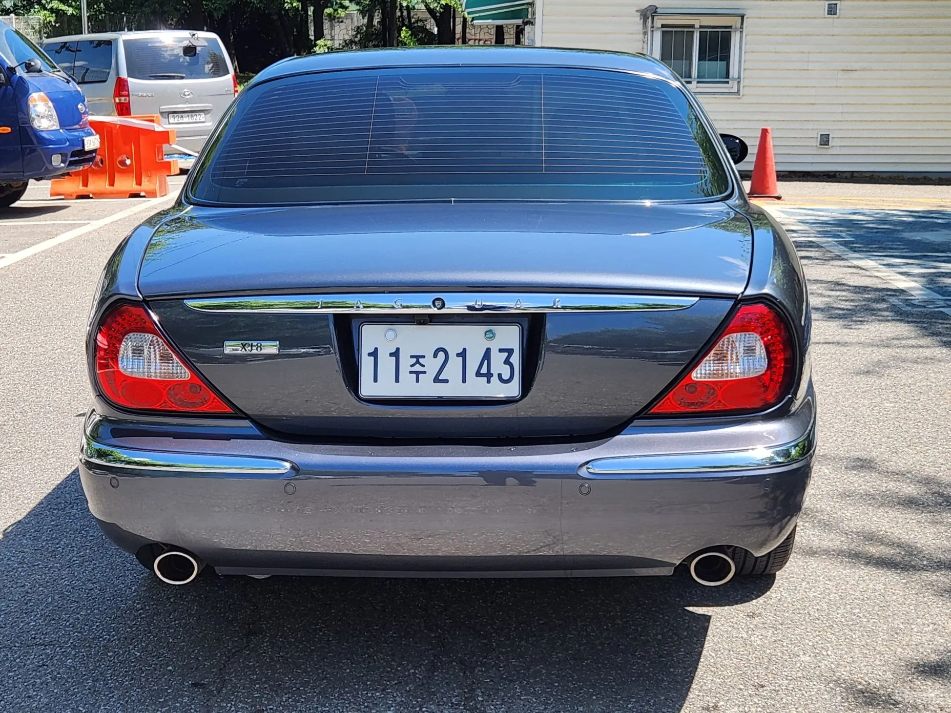 Jaguar XJ-8 превью 6