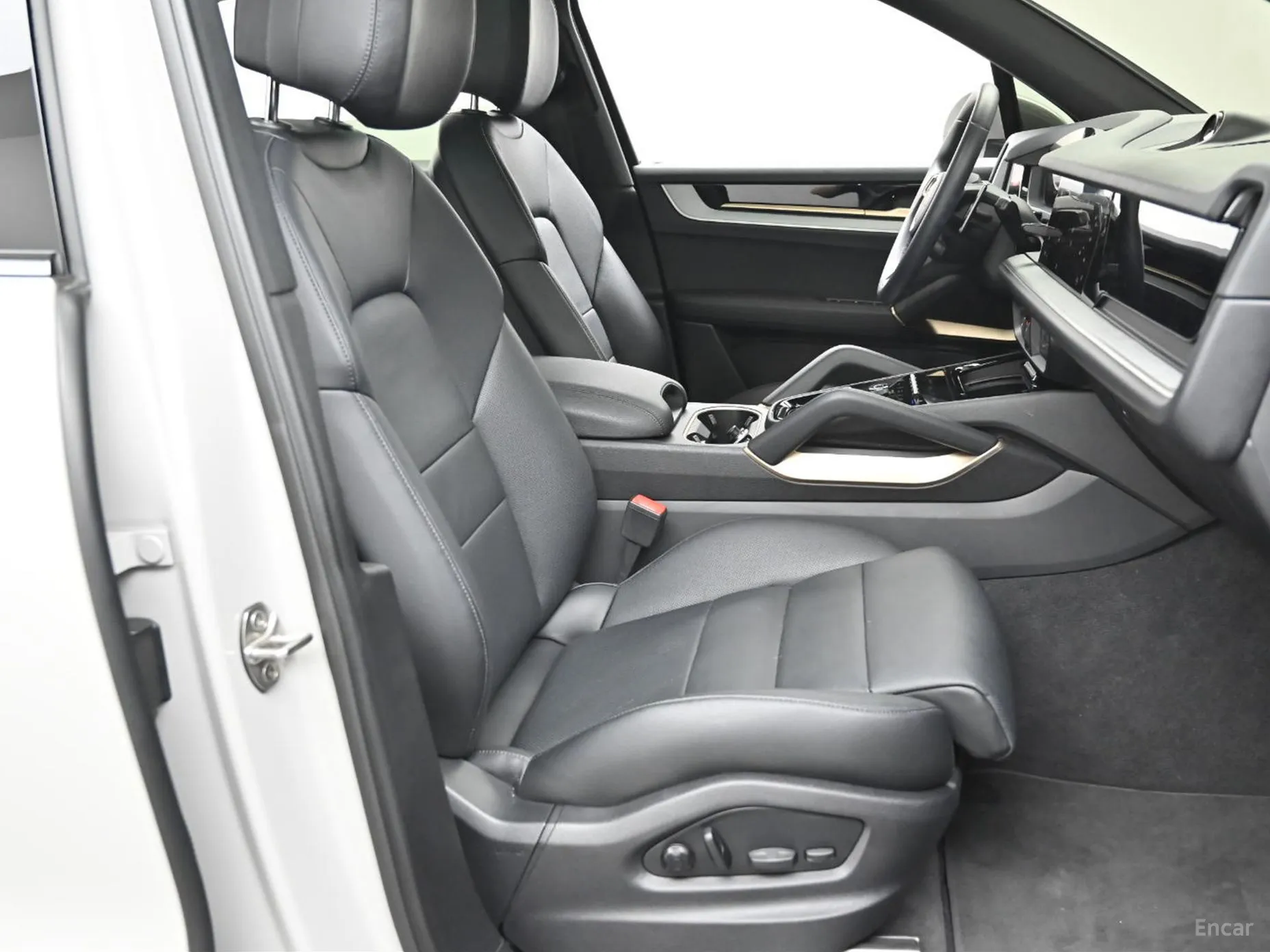 Porsche Cayenne (PO536) превью 10