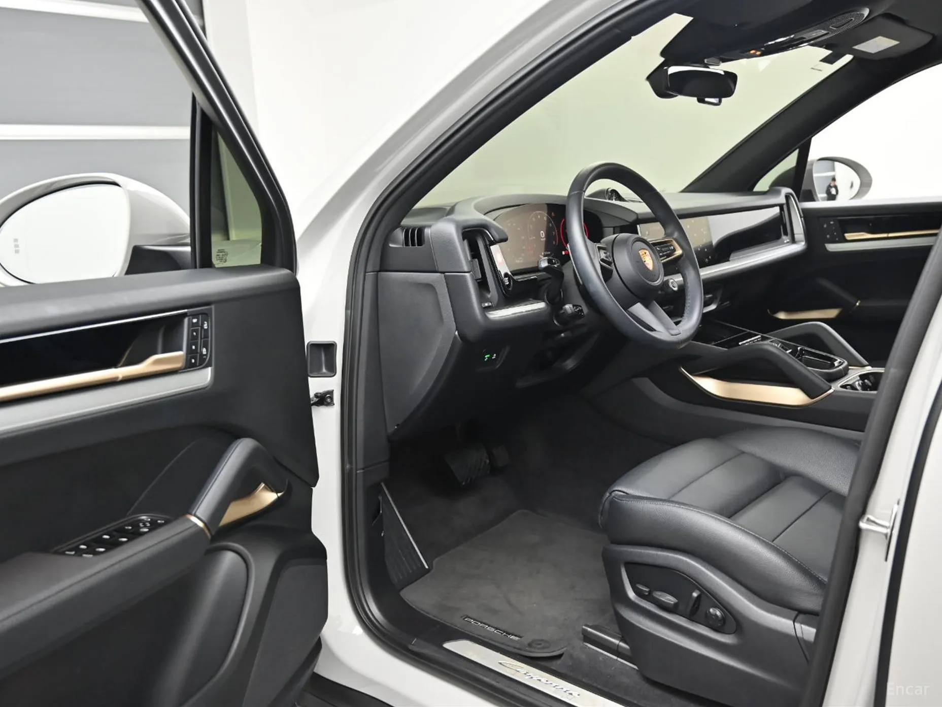 Porsche Cayenne (PO536) превью 11