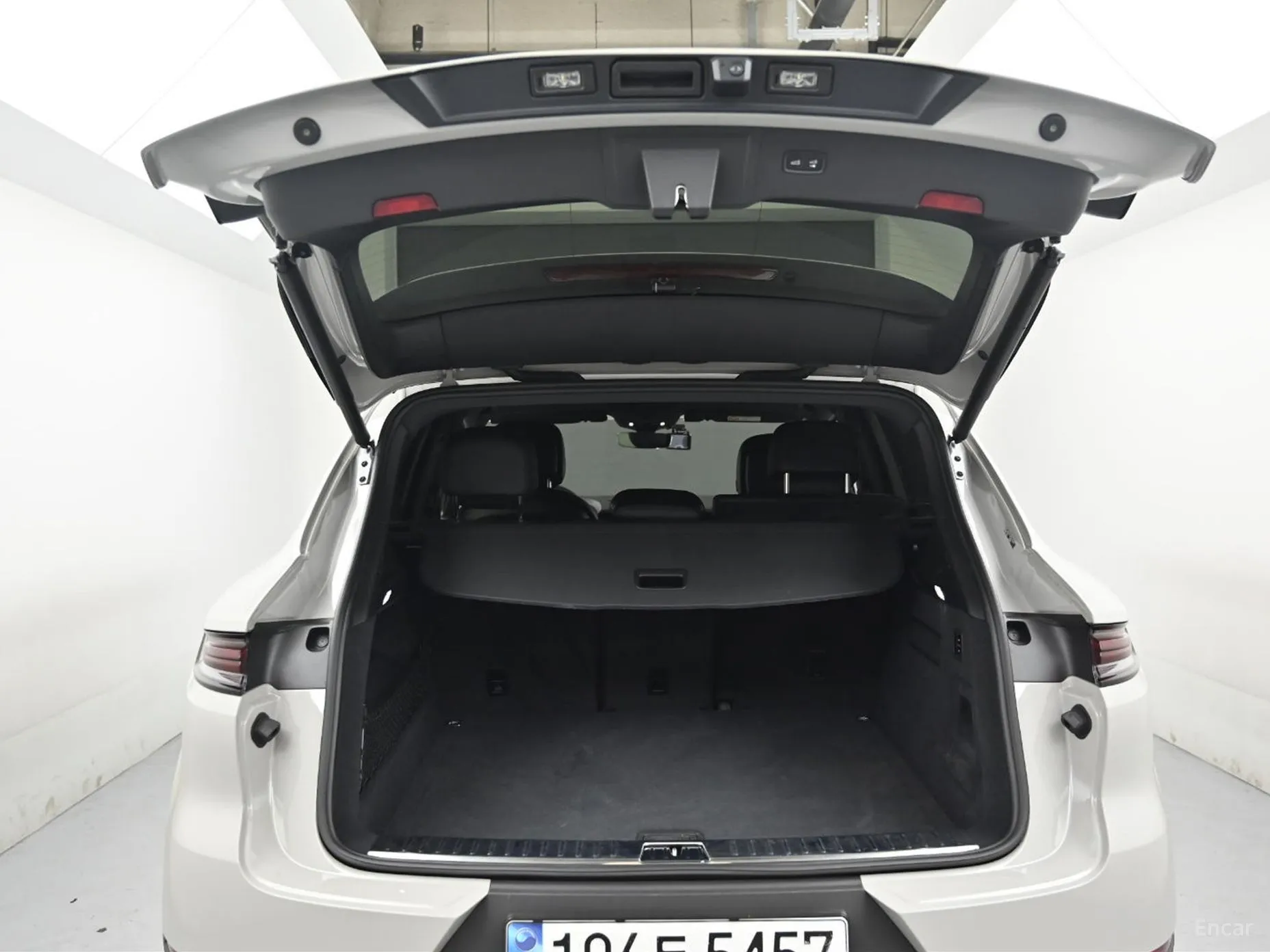Porsche Cayenne (PO536) превью 20
