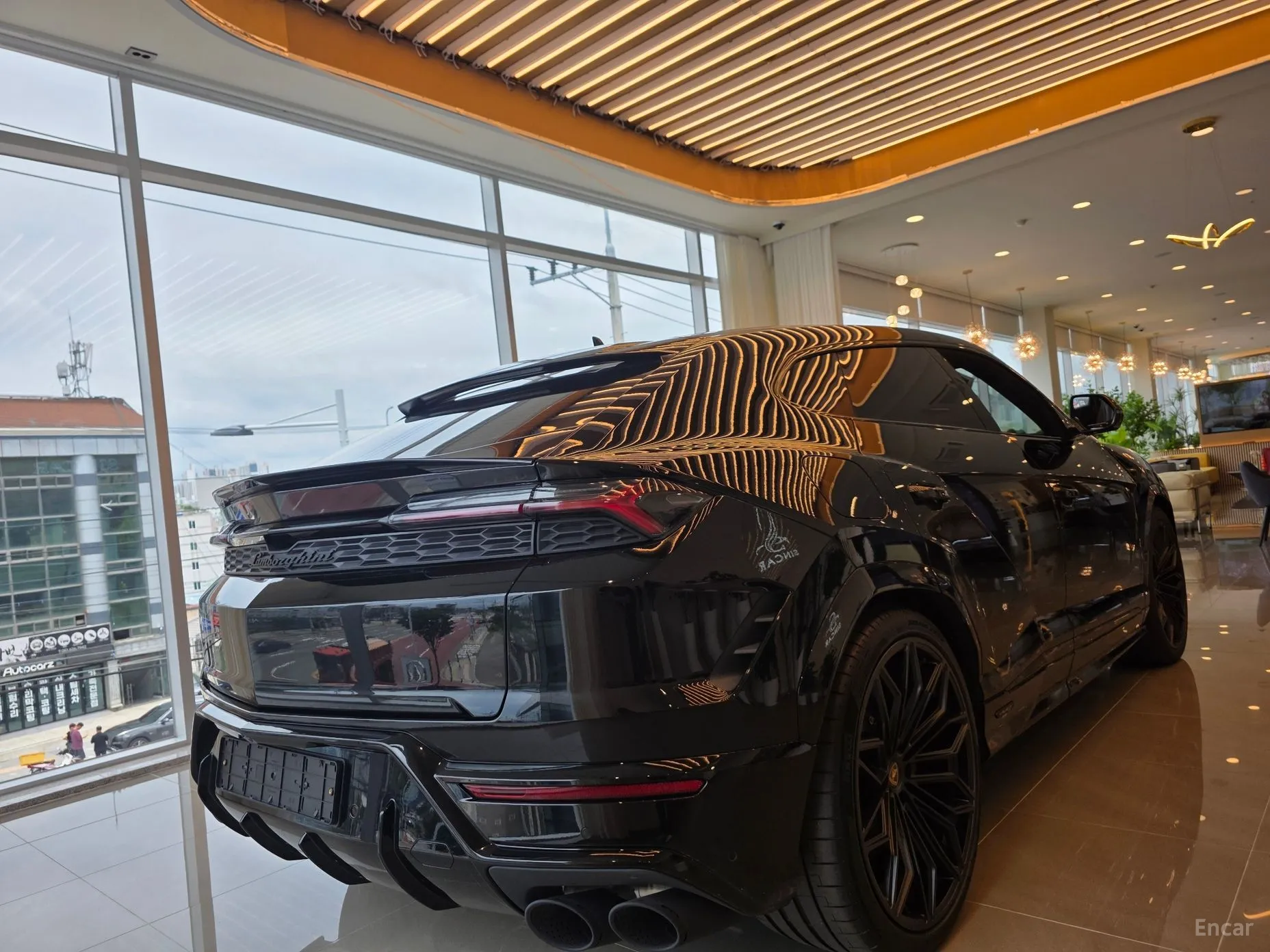 Lamborghini Urus превью 2