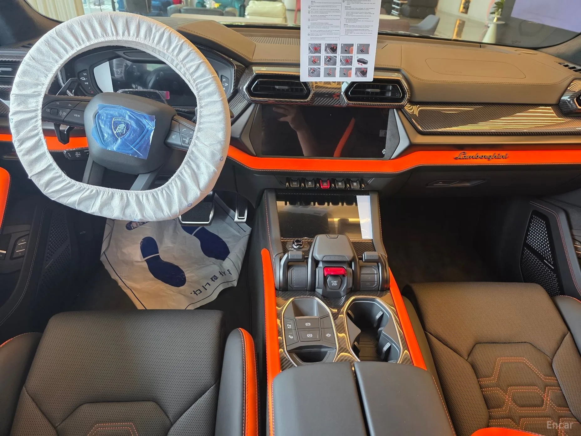 Lamborghini Urus превью 16
