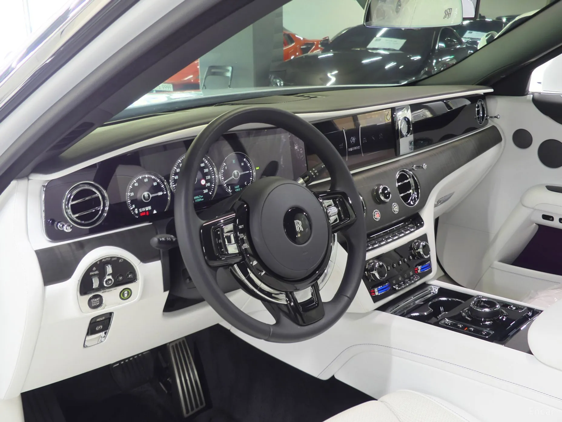 Rolls-Royce Ghost 2nd Generation превью 4
