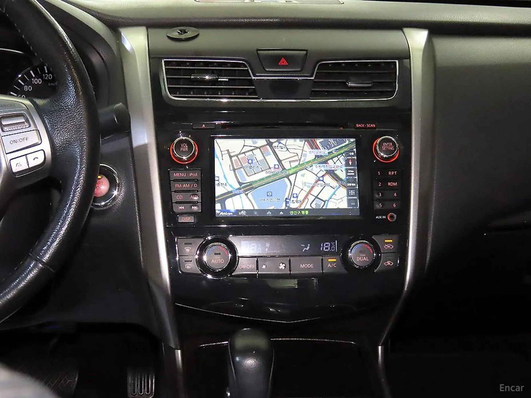Nissan Altima превью 11