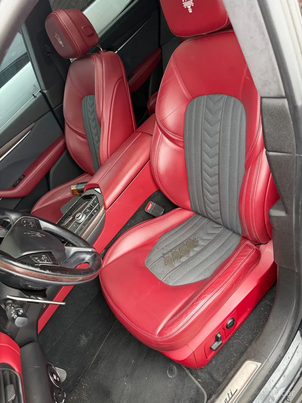 Maserati Levante превью 10