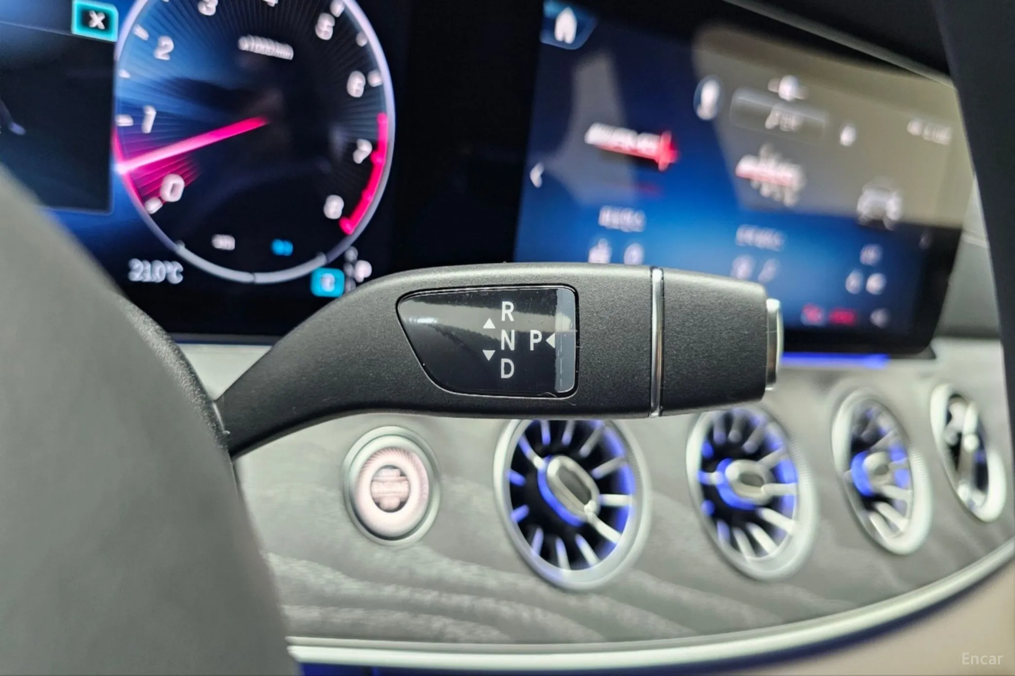 Mercedes Benz AMG GT превью 19