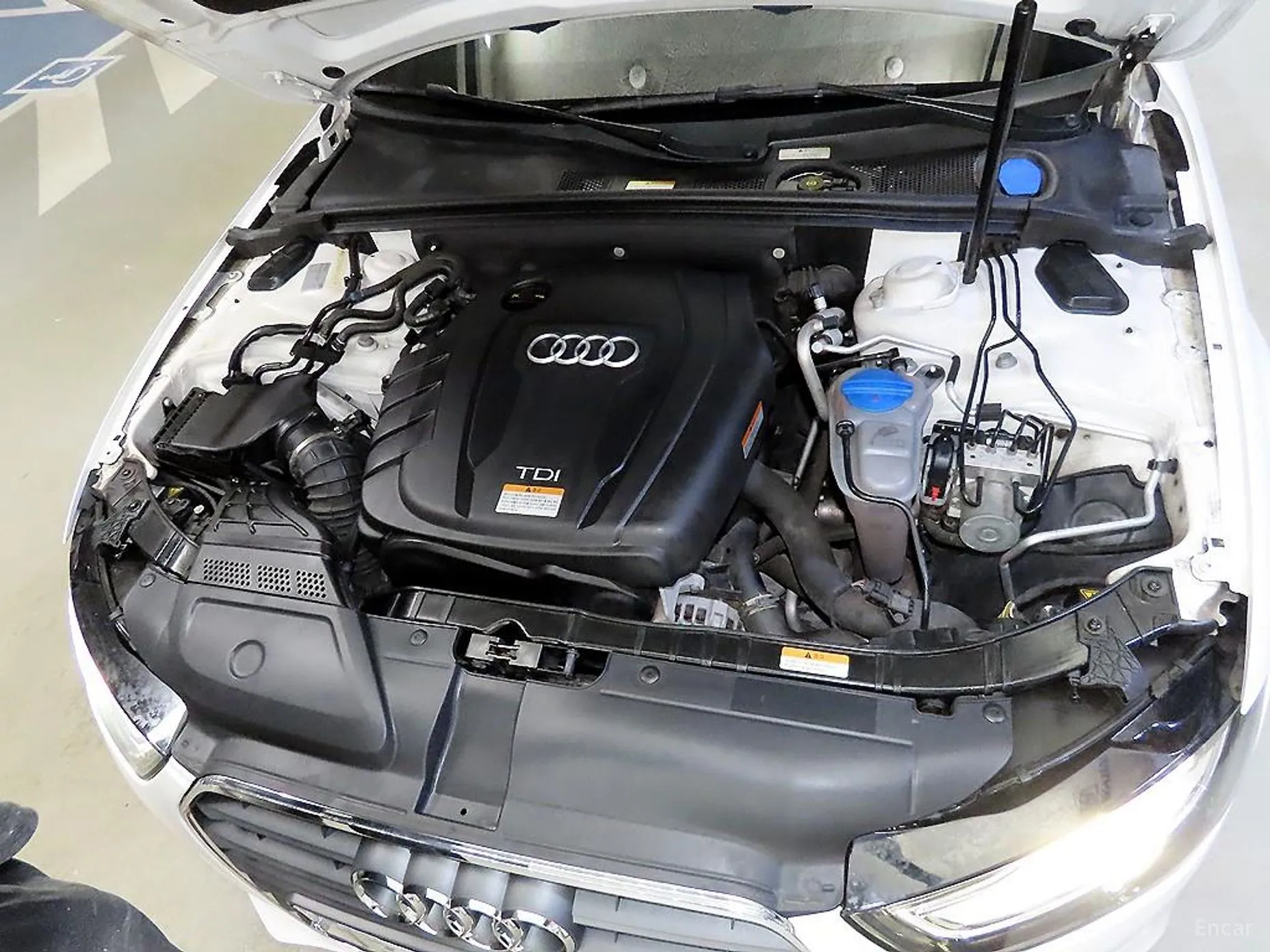 Audi New A4 превью 13