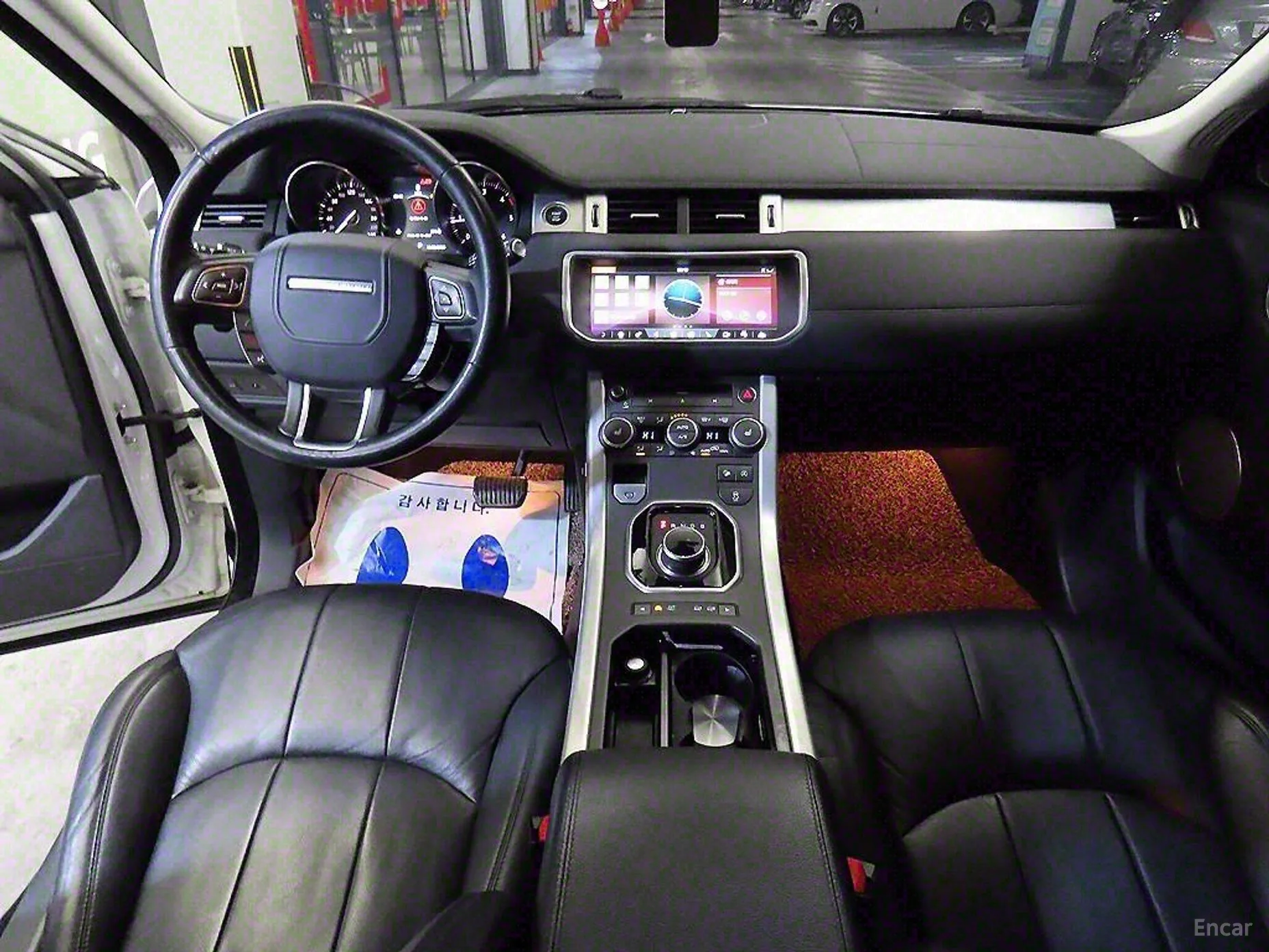 Land Rover Range Rover Evoque превью 10