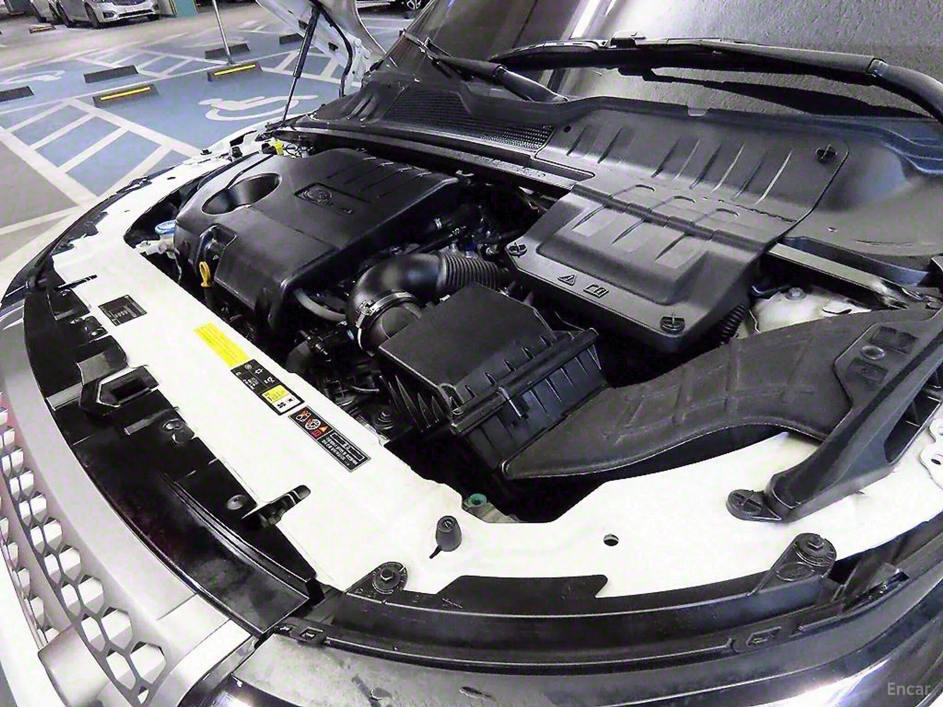 Land Rover Range Rover Evoque превью 19