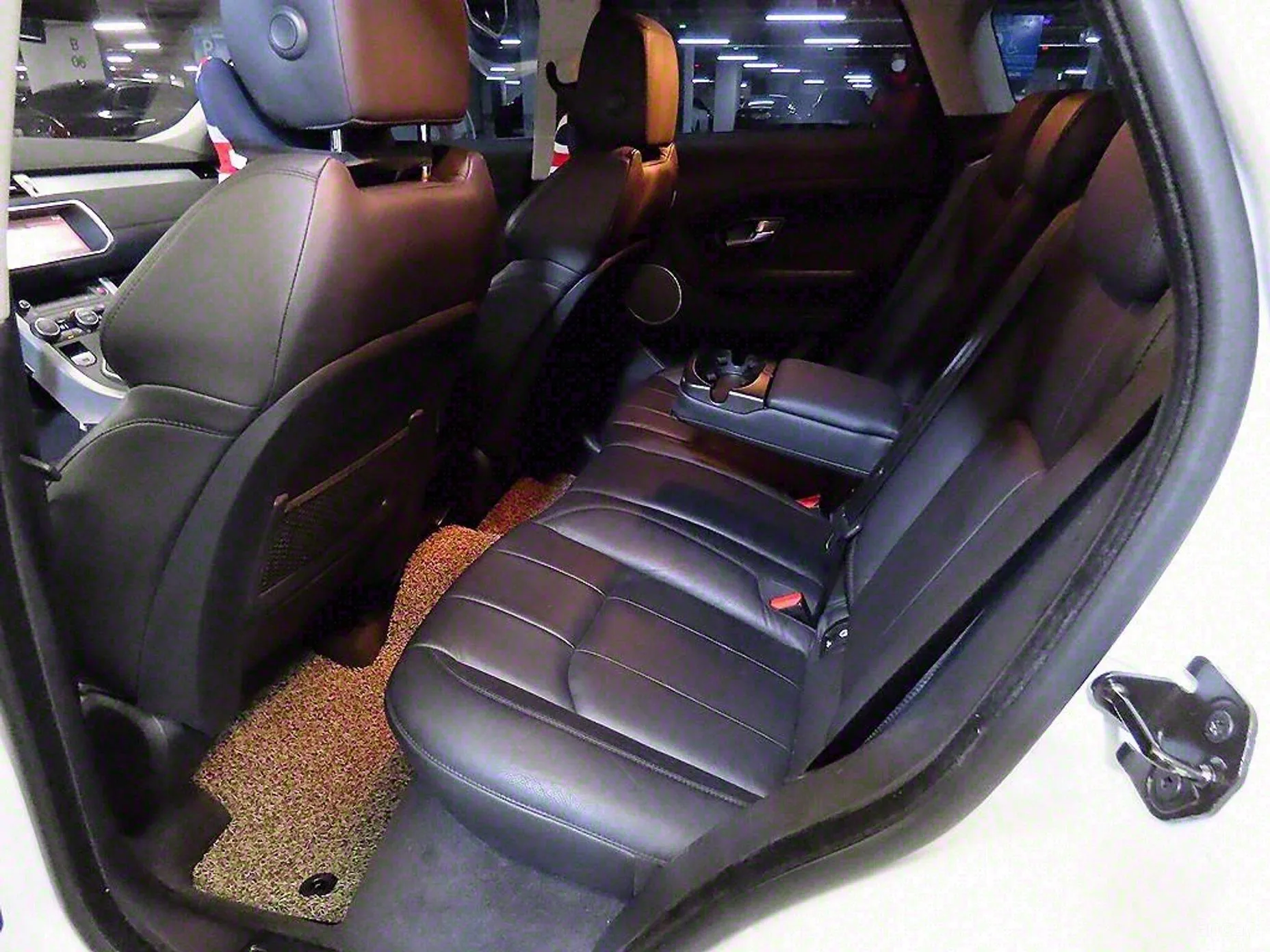 Land Rover Range Rover Evoque превью 7