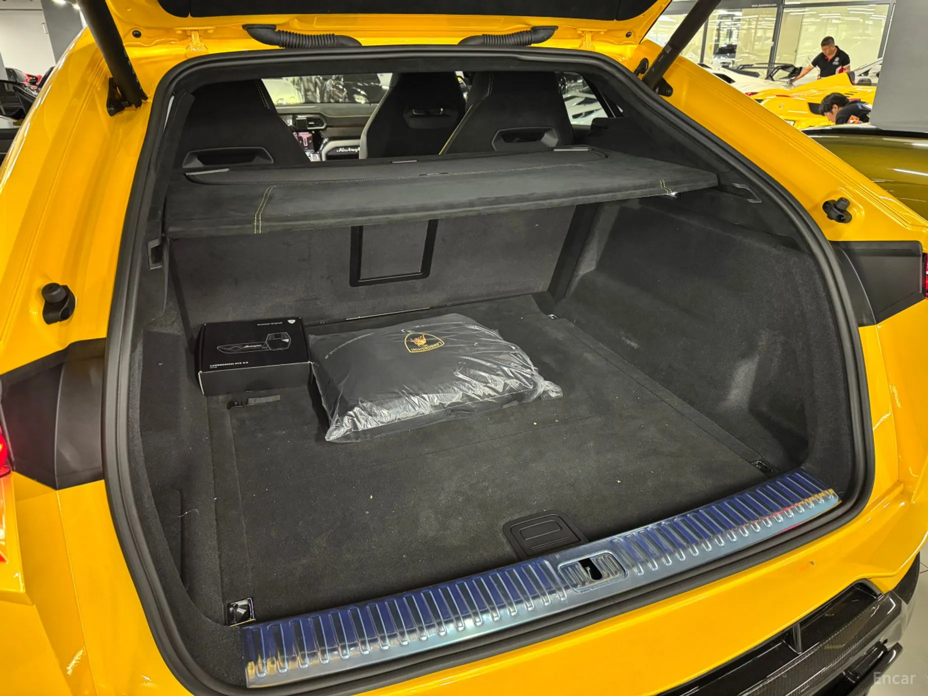 Lamborghini Urus превью 14