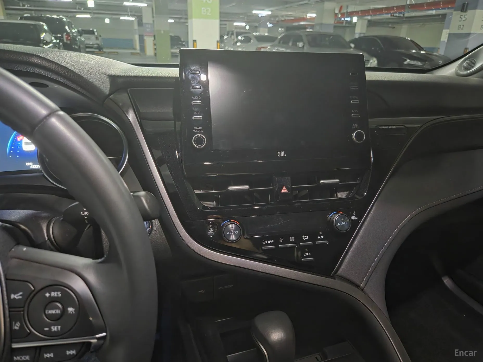 Toyota Camry (XV70) превью 4