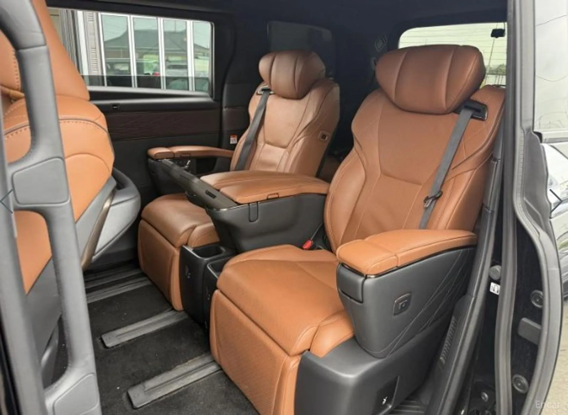 Toyota Alphard 4th Generation превью 9