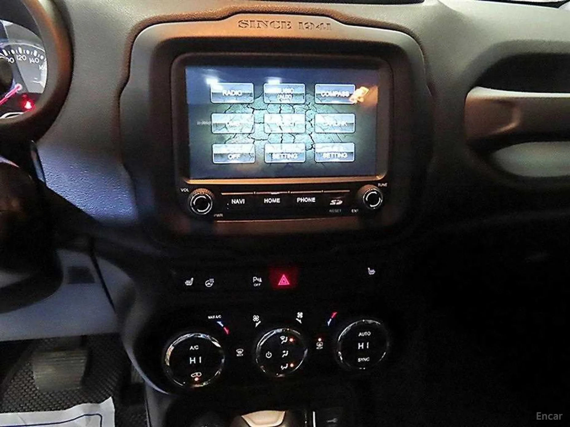 Jeep Renegade превью 11