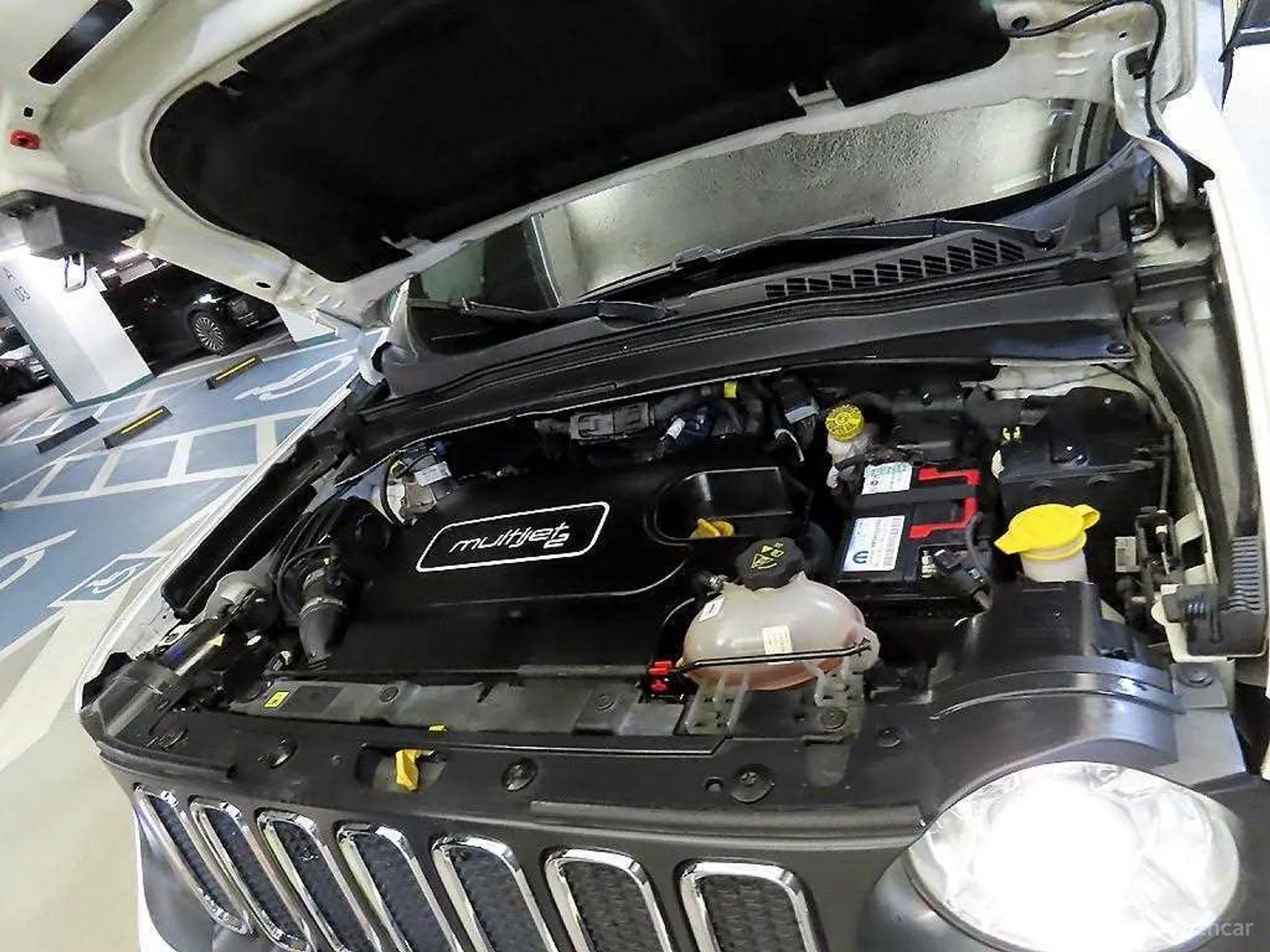 Jeep Renegade превью 18