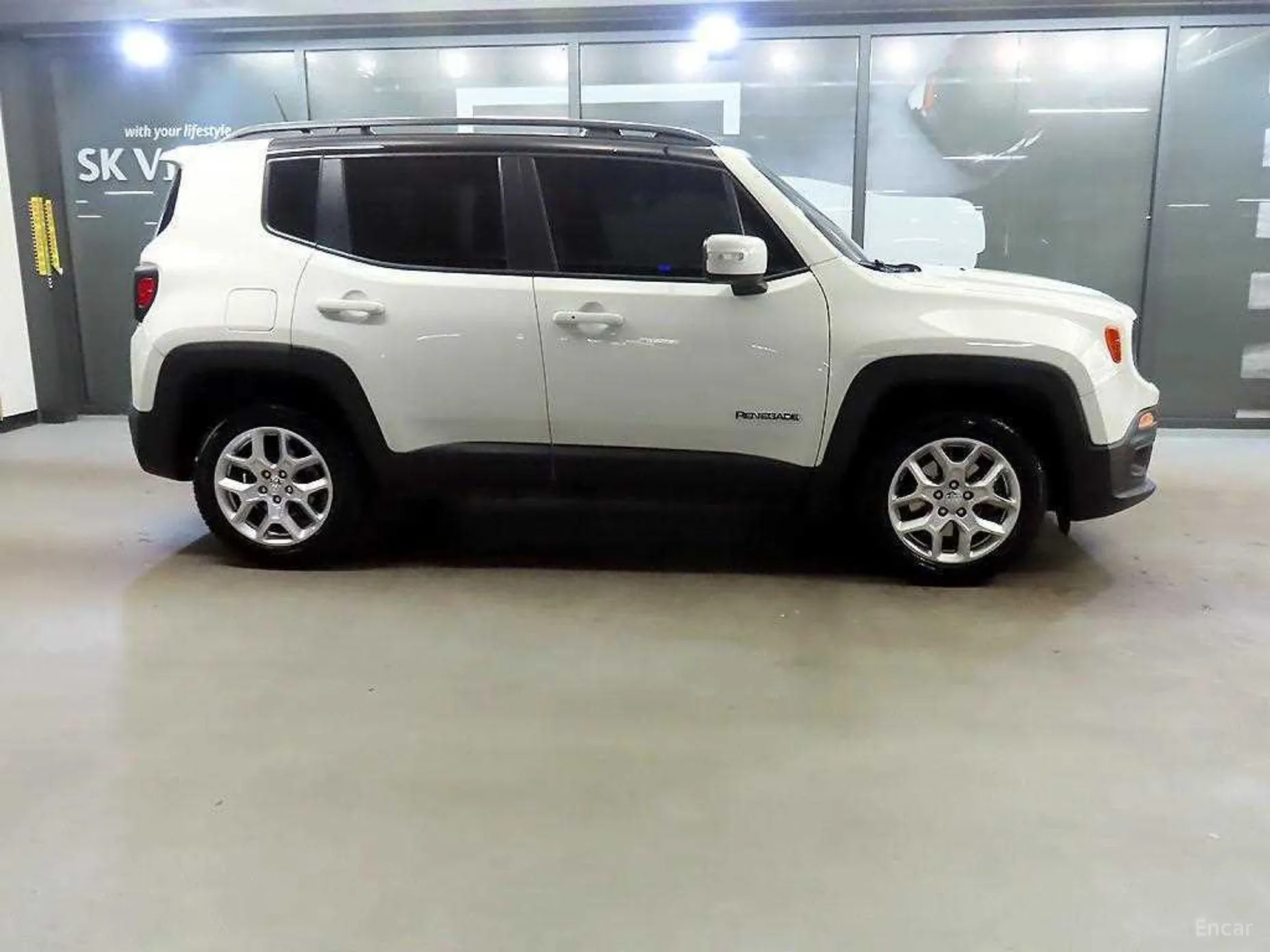 Jeep Renegade превью 3
