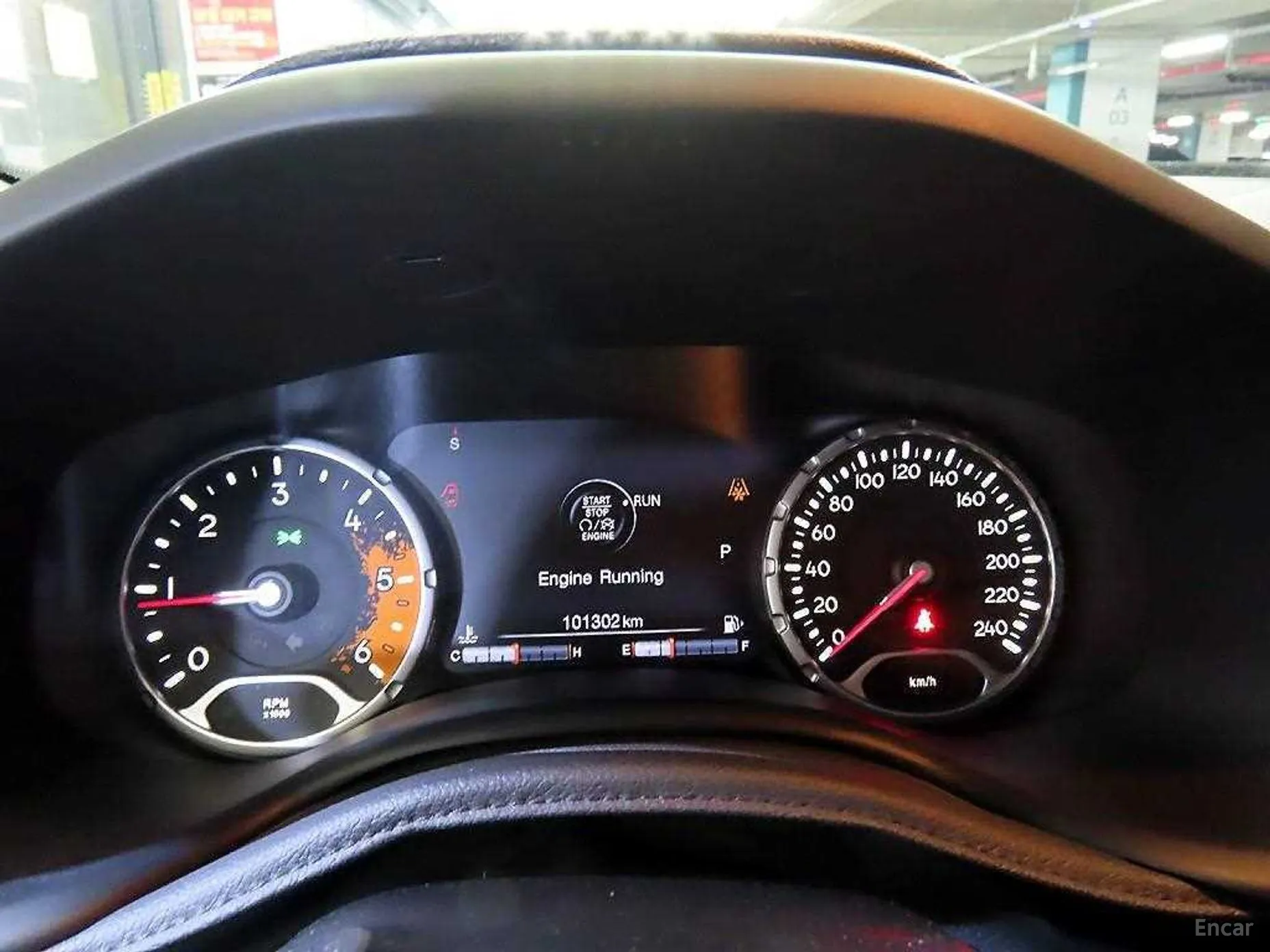 Jeep Renegade превью 9