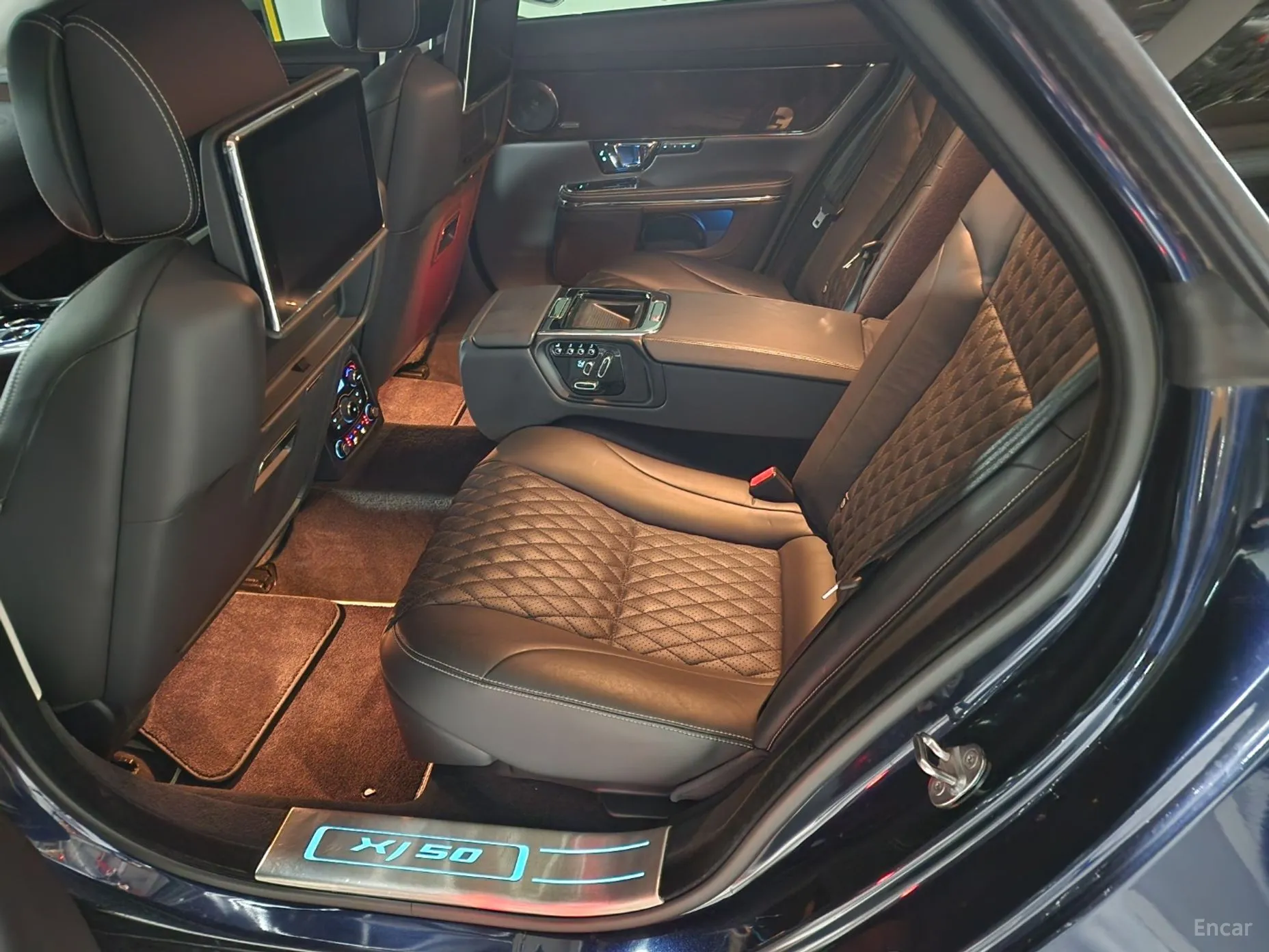Jaguar All New XJ превью 10