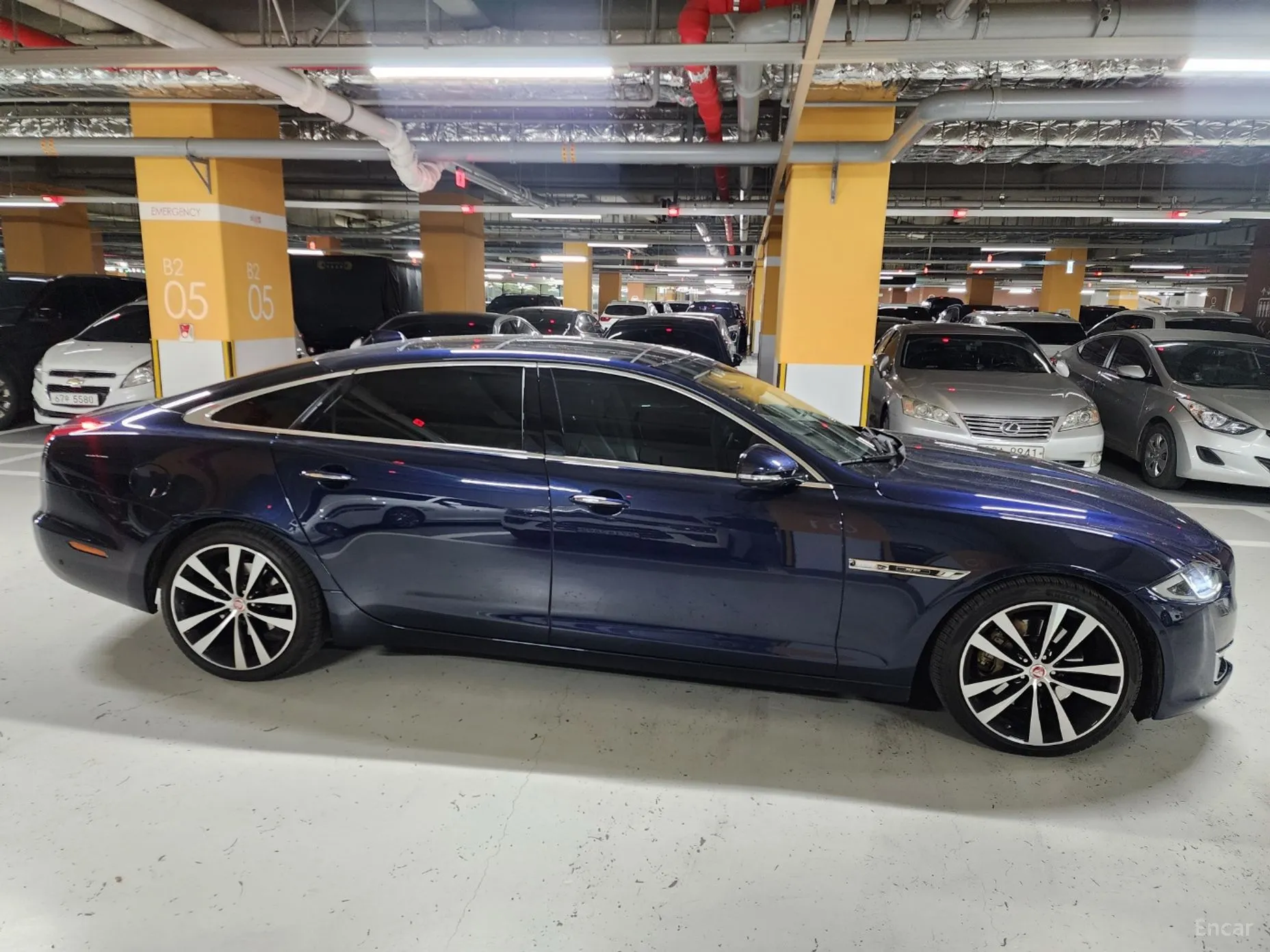 Jaguar All New XJ превью 5