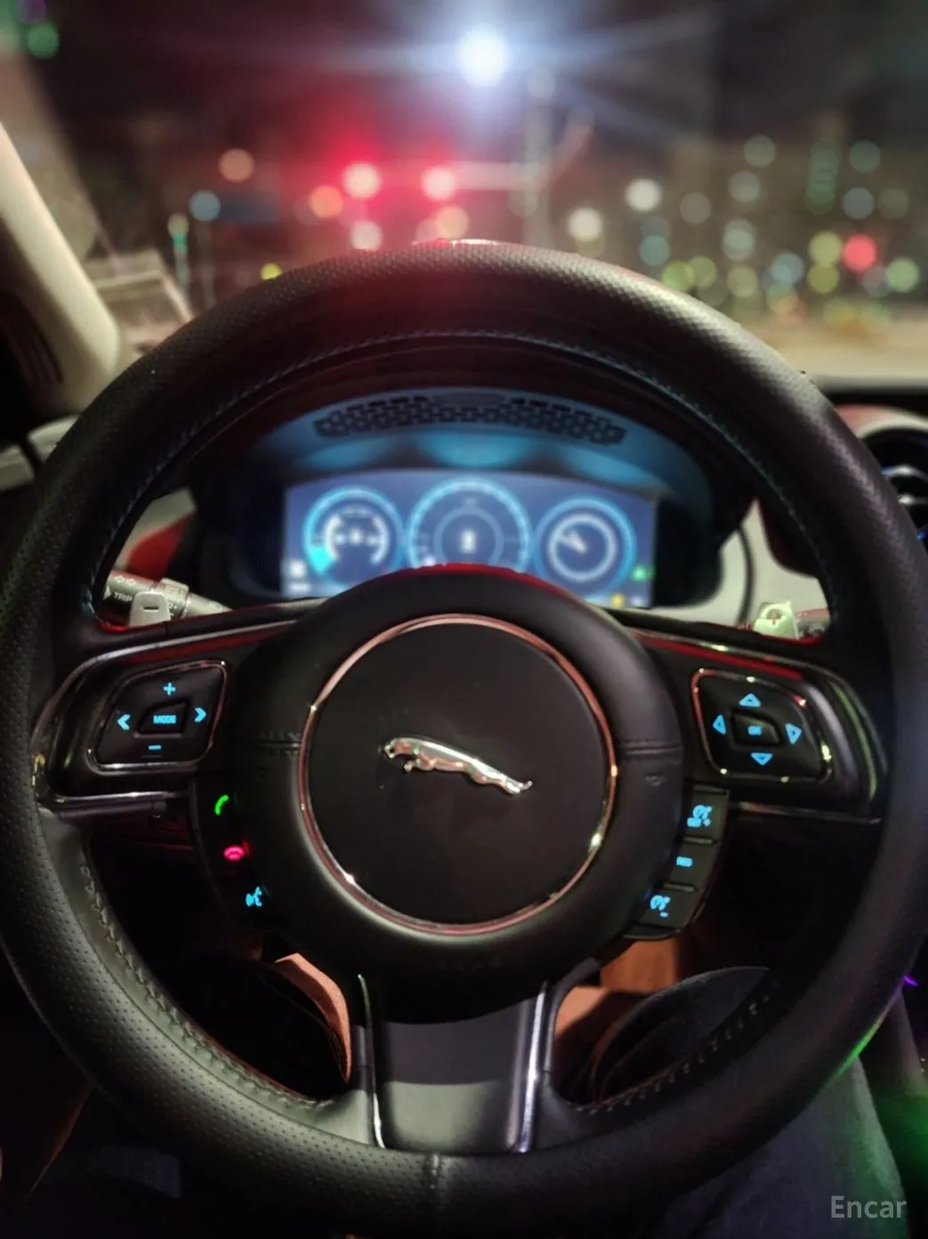 Jaguar All New XJ превью 6